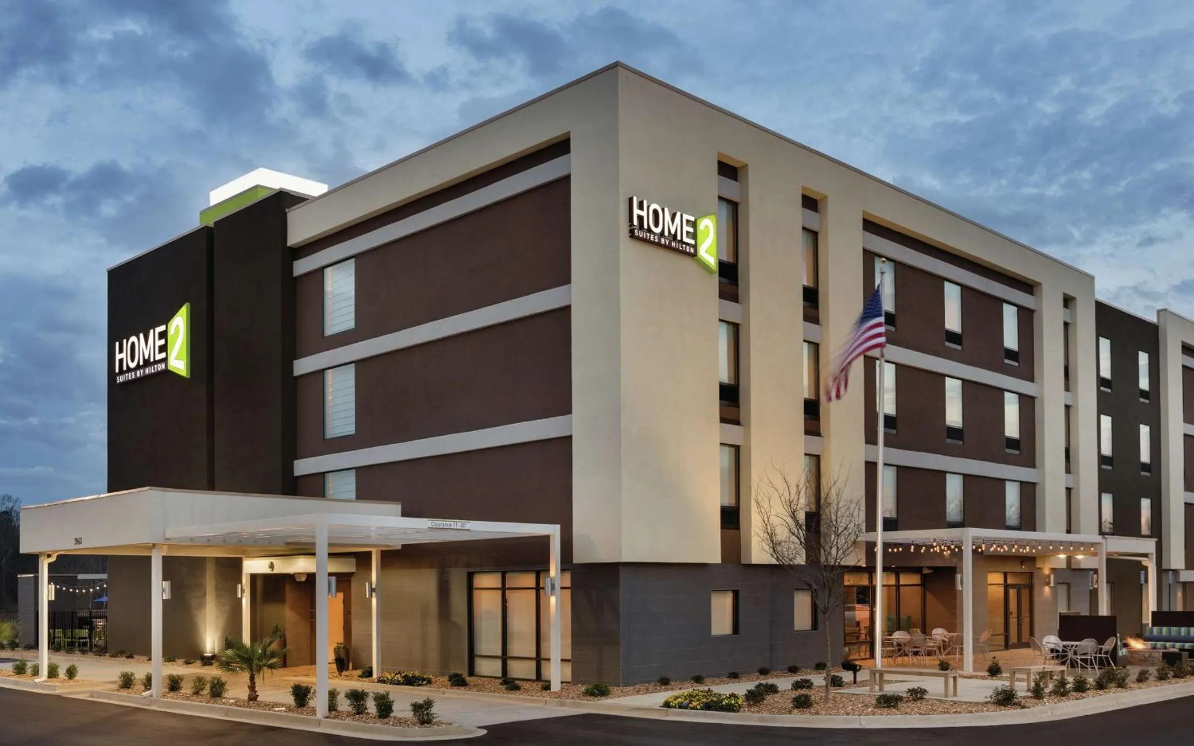 Property building in Home2 Suites By Hilton Macon I-75 North