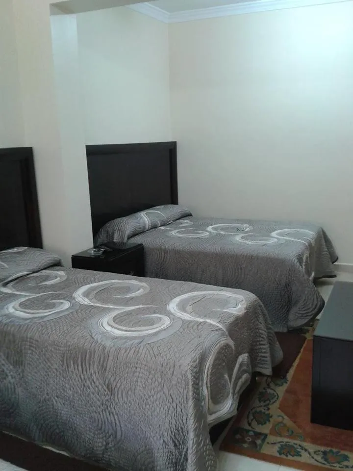 Photo of the whole room, Bed in Hotel de la Mediterranee