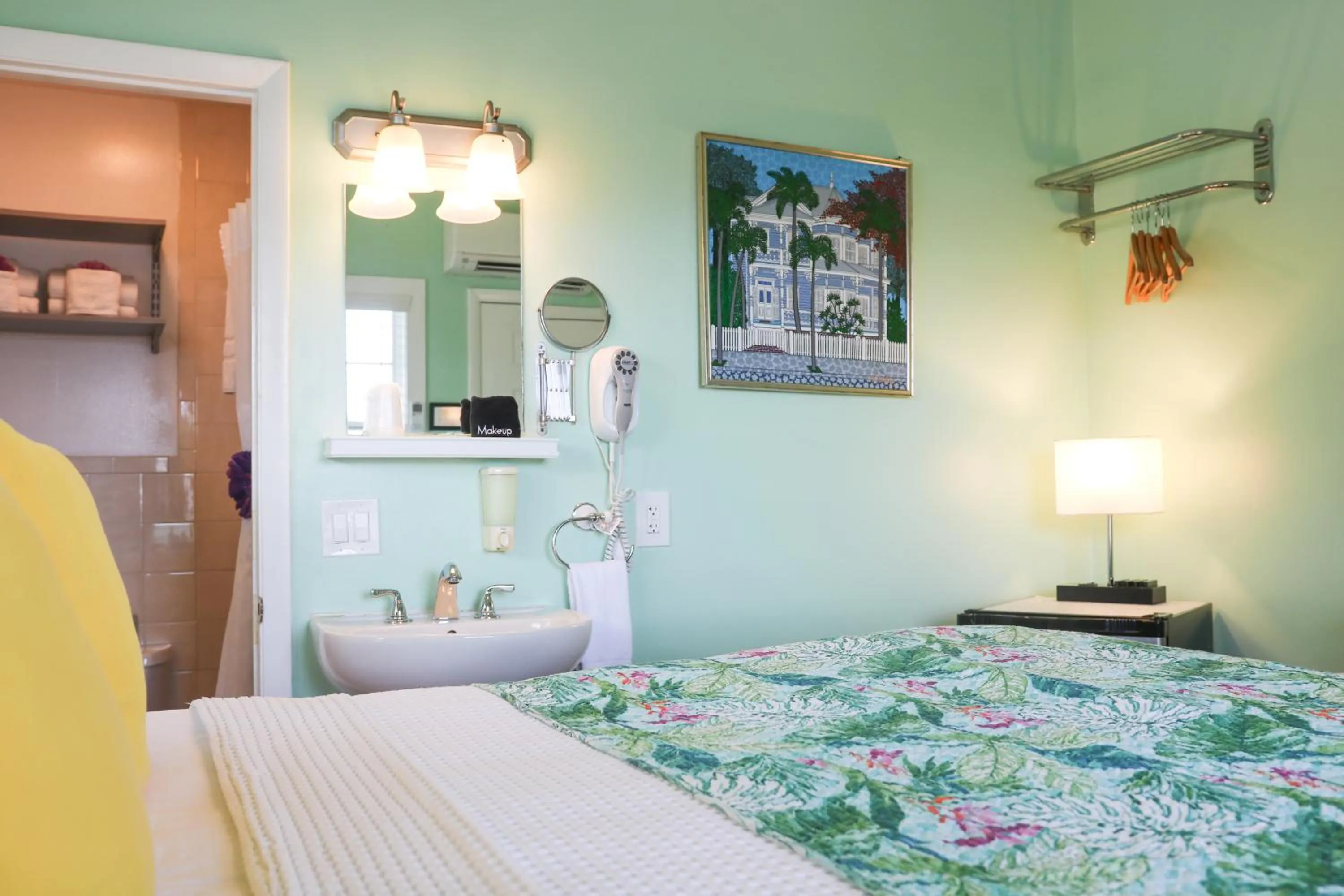 Bed in Caribbean House