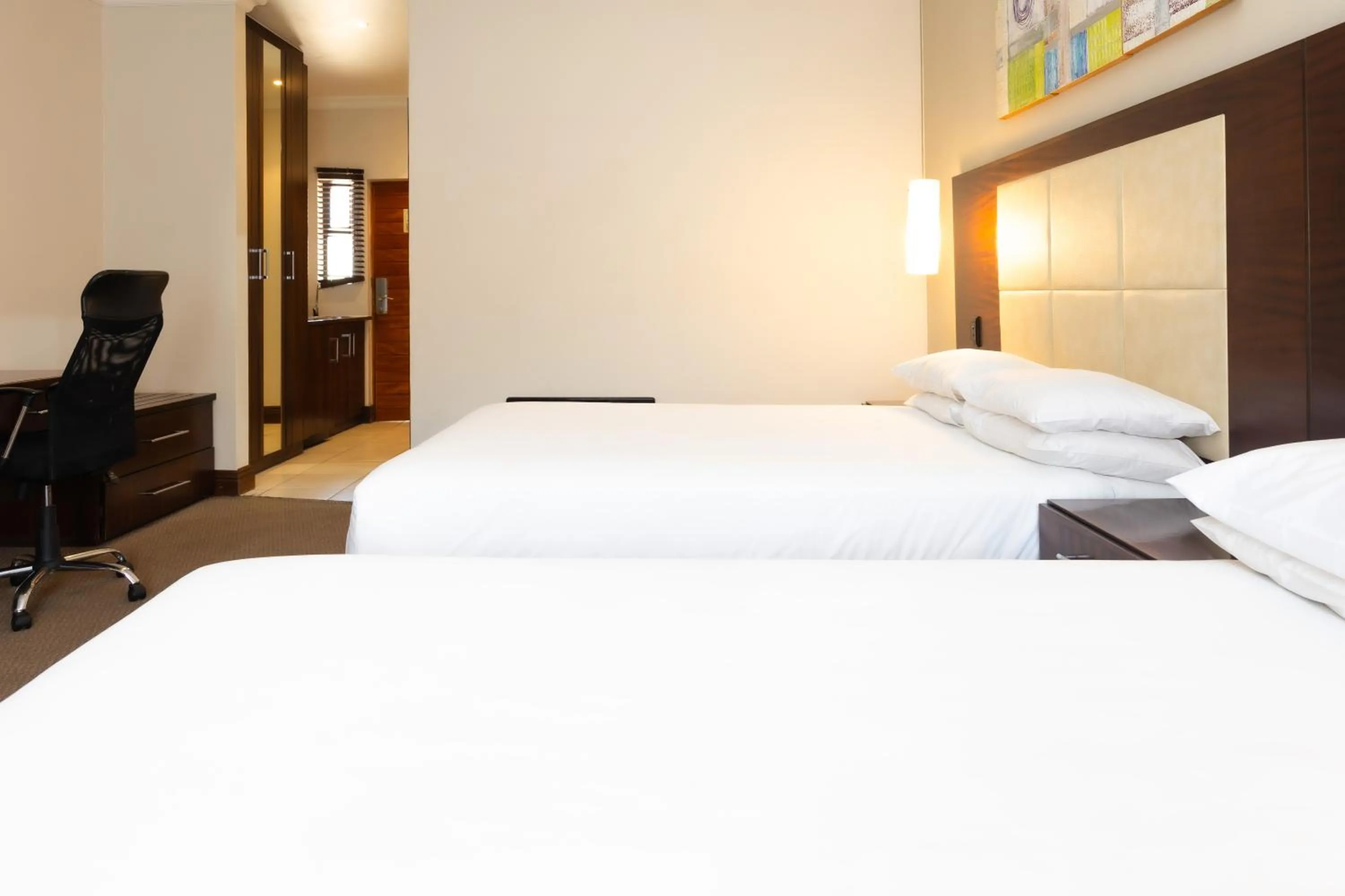 Bedroom, Bed in Premier Splendid Inn Pinetown
