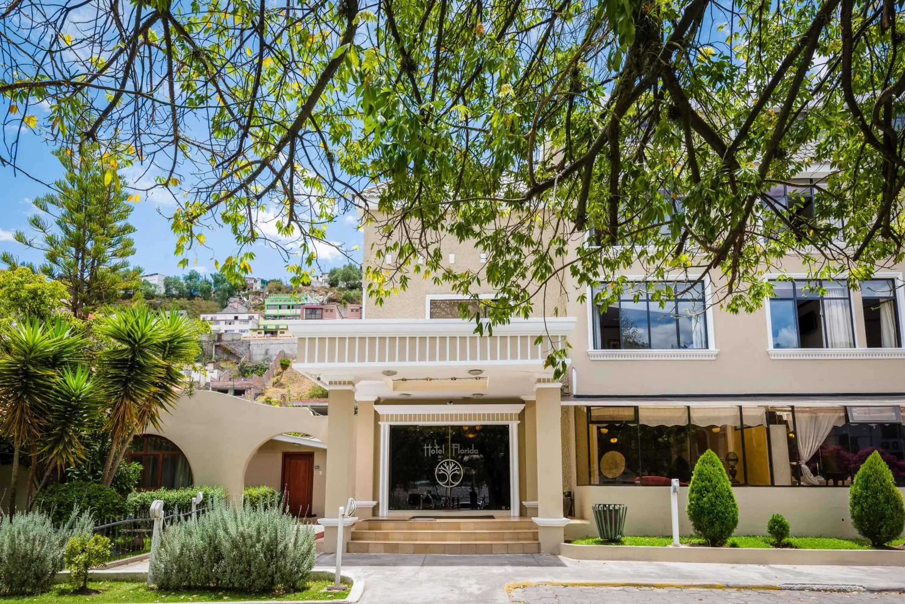 Property building in Hotel Florida