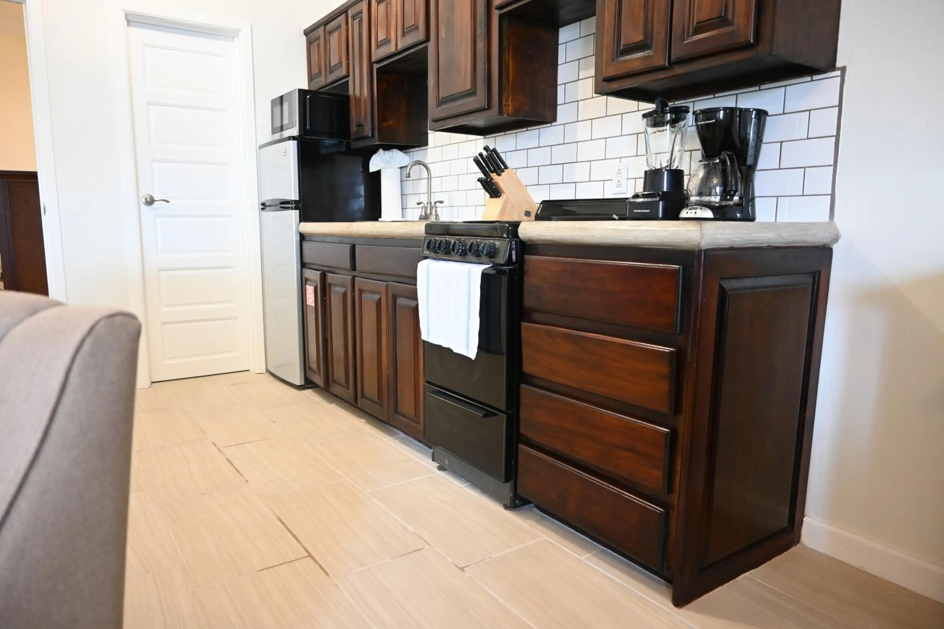 Kitchen or kitchenette in The Palapa House