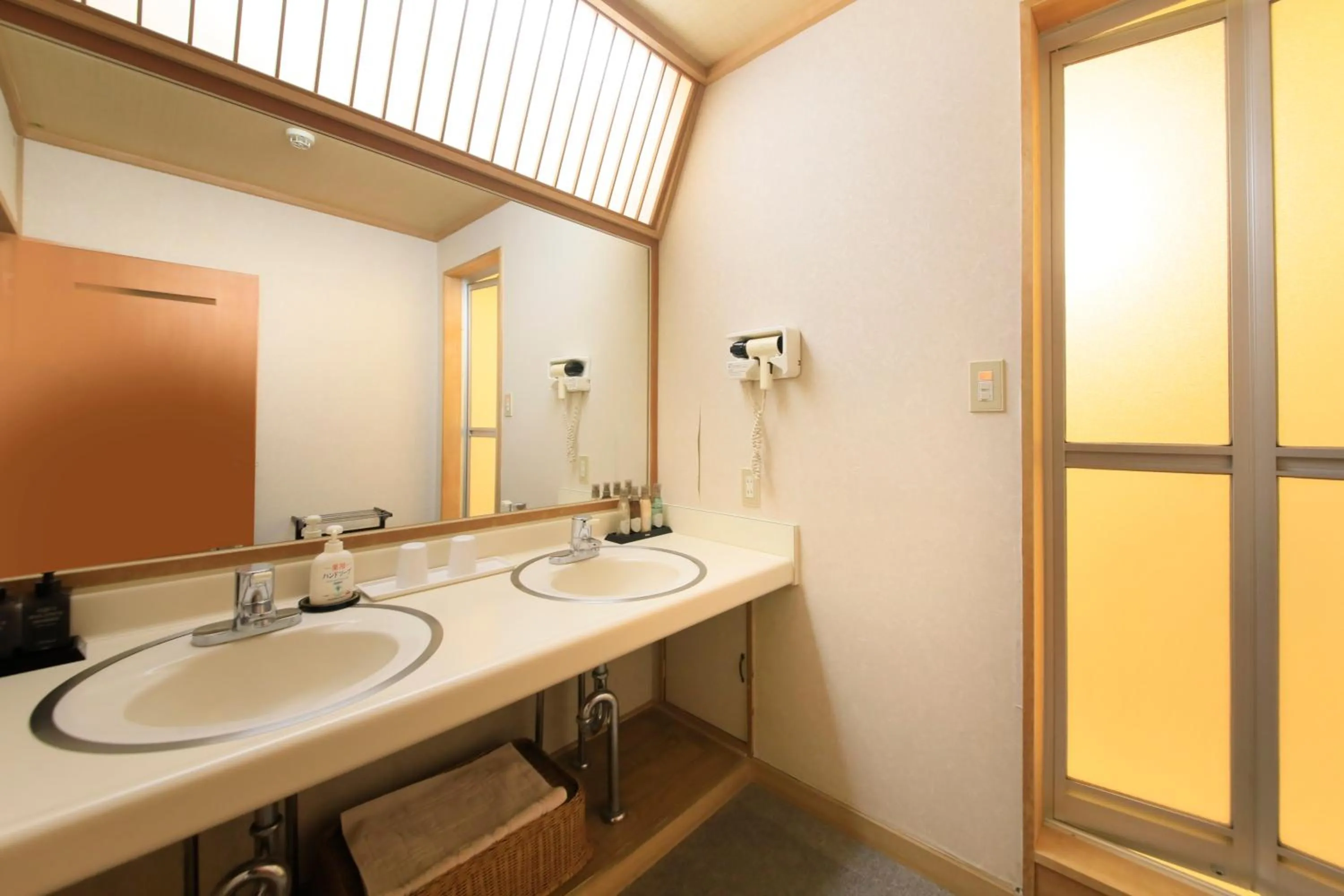Bathroom in Ginshotei Awashima