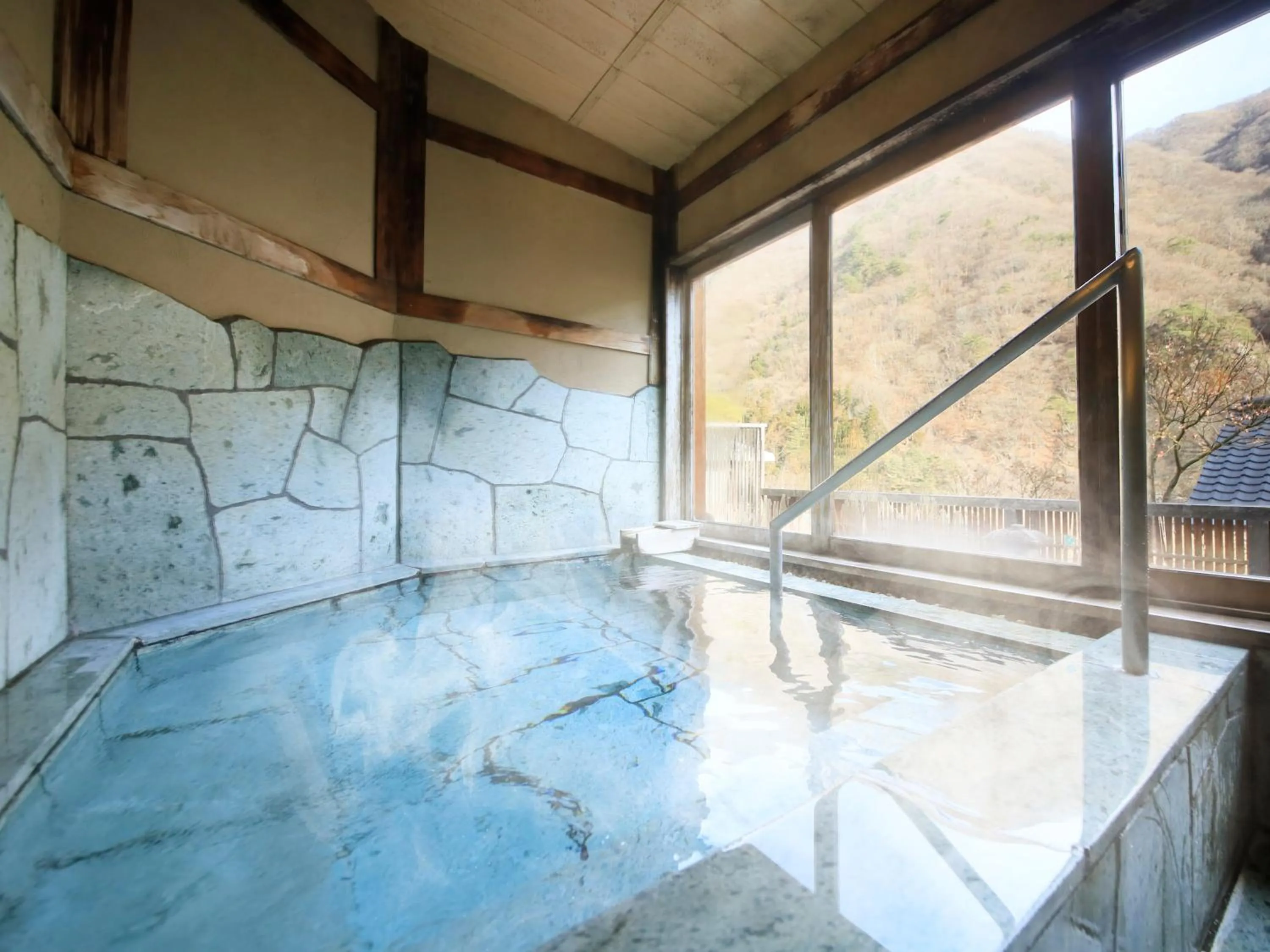 Hot Spring Bath in Ginshotei Awashima