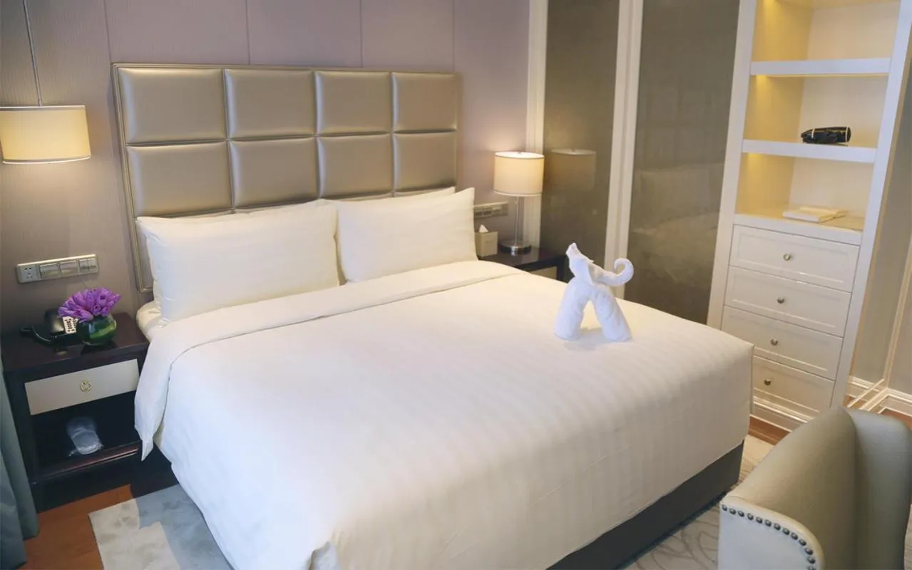 Bed in Wyndham Grand Xi'an Residence