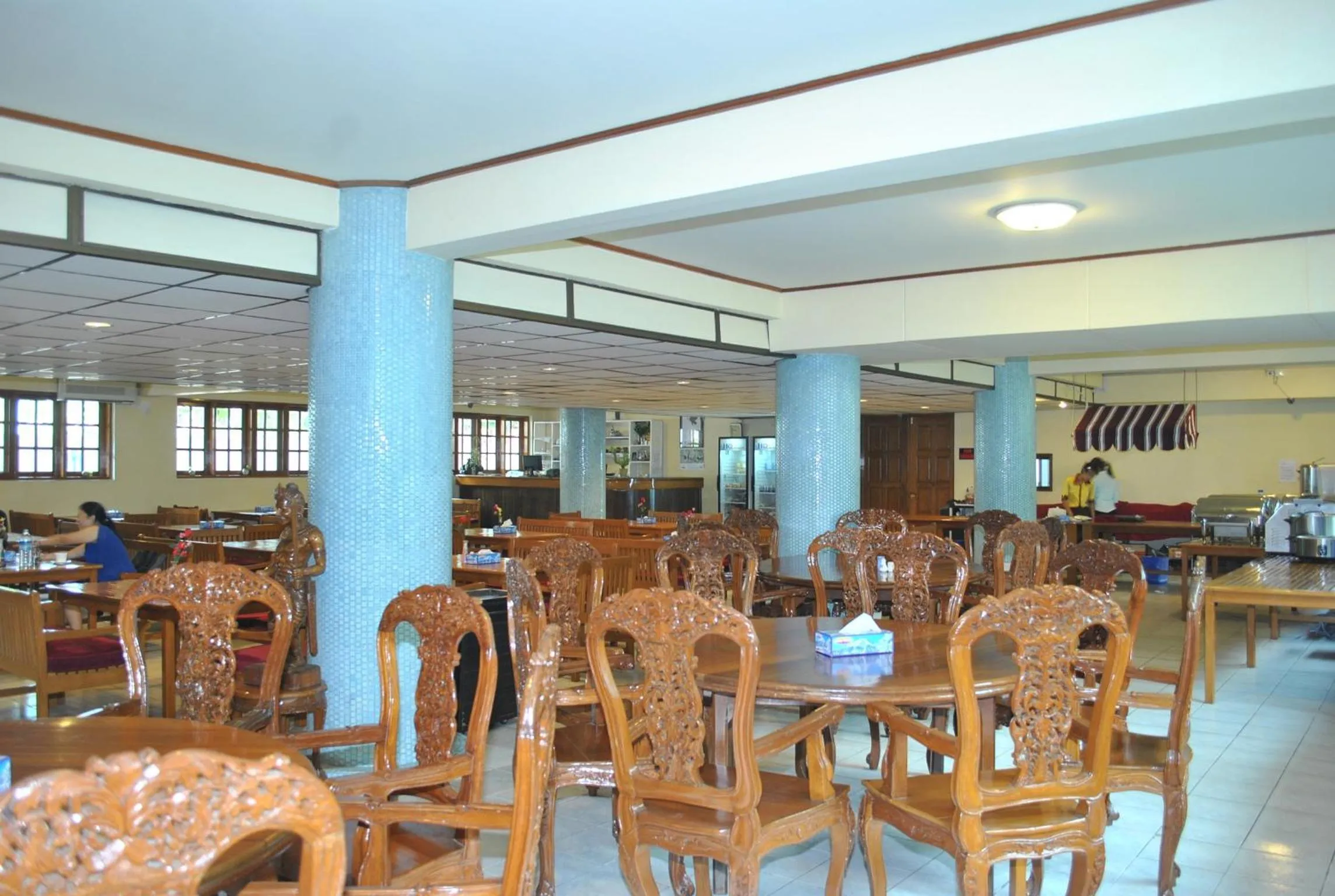 Restaurant/places to eat in Myanmar Life Hotel