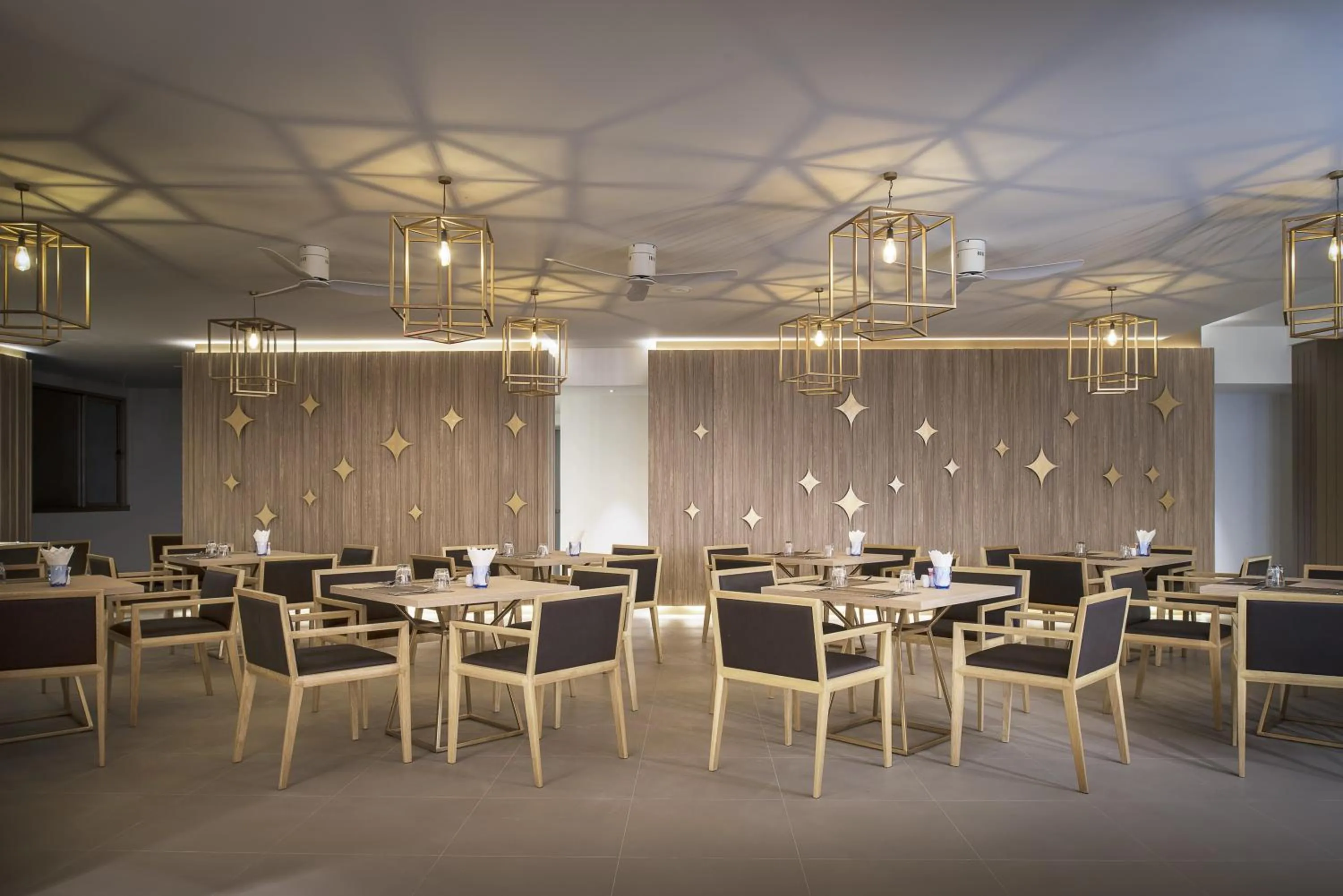 Restaurant/places to eat in Centara Life Phu Pano Krabi-SHA Plus