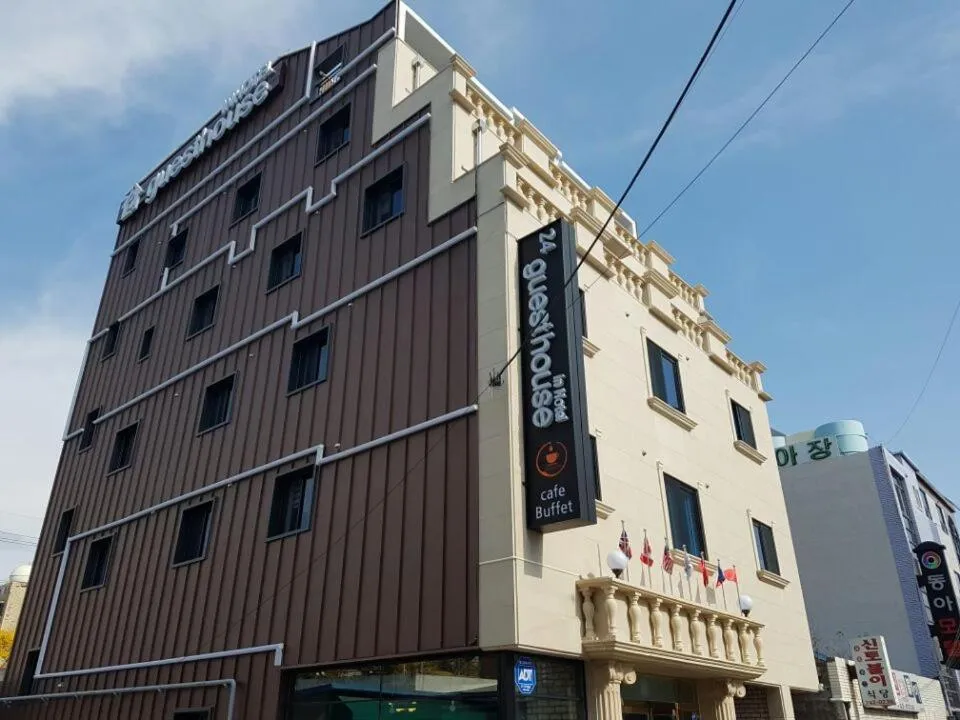 Facade/entrance in 24 Guesthouse Suncheon