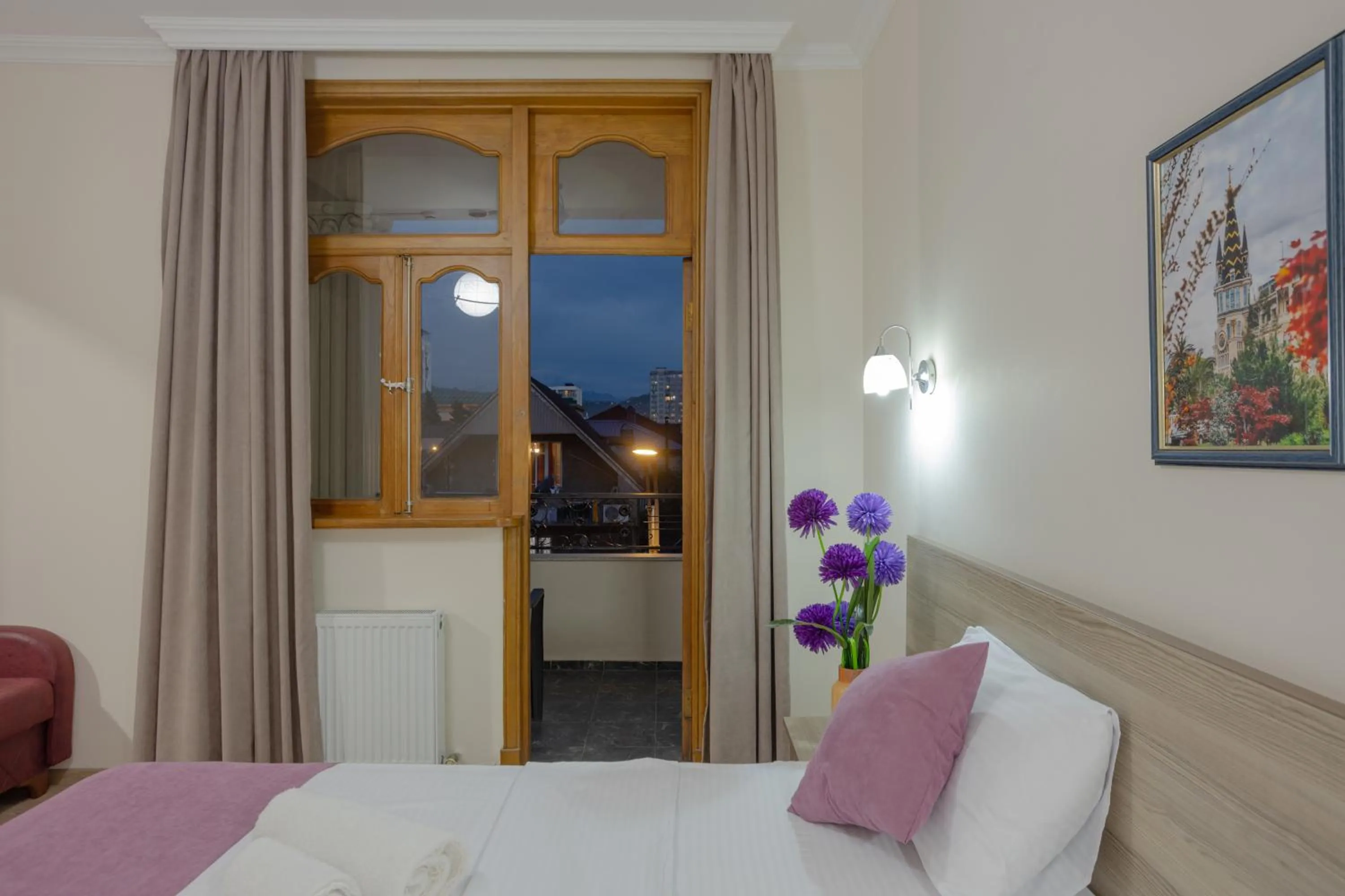 Photo of the whole room, Bed in Daisi Sunset Hotel