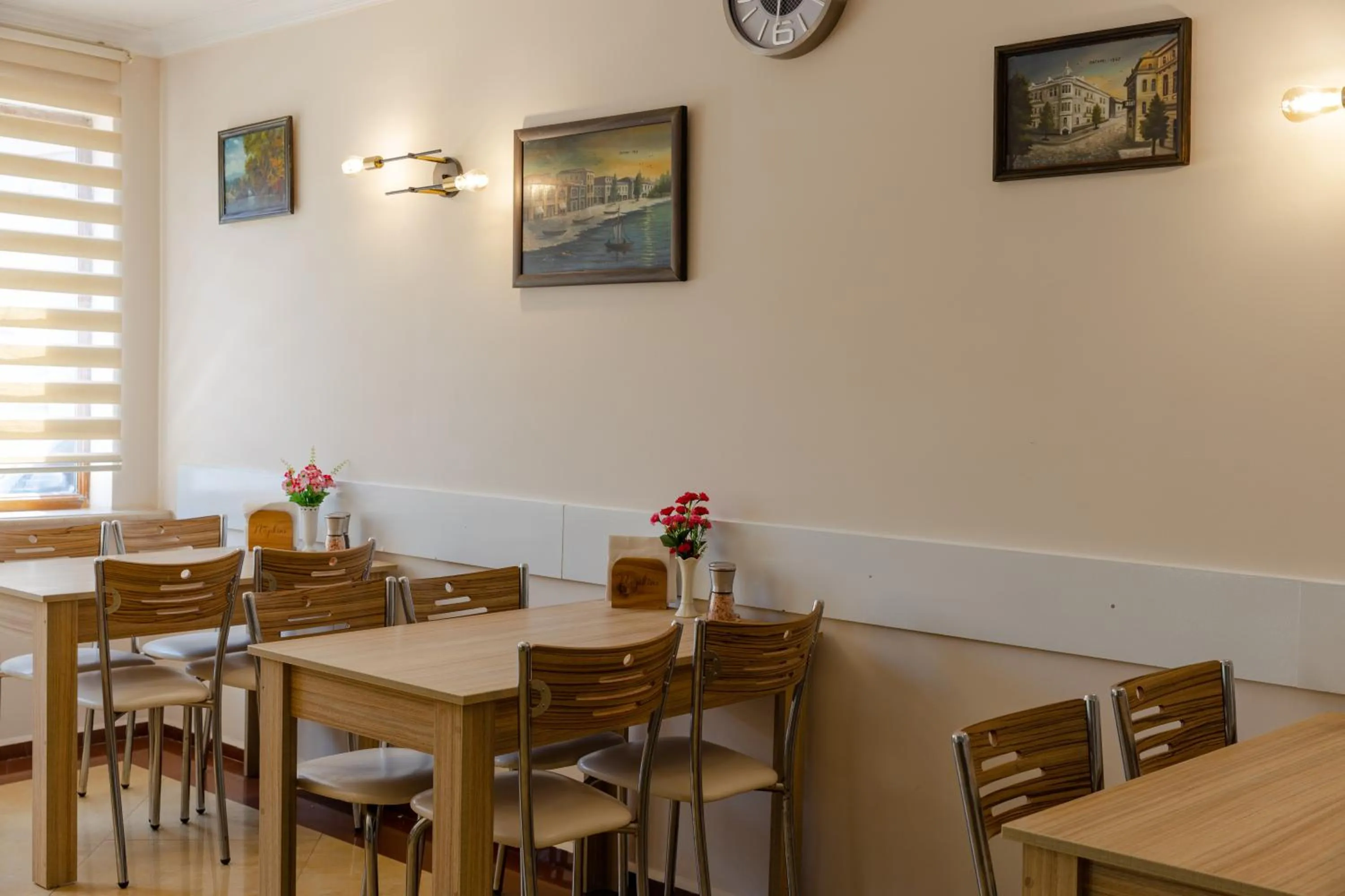 Breakfast in Daisi Sunset Hotel