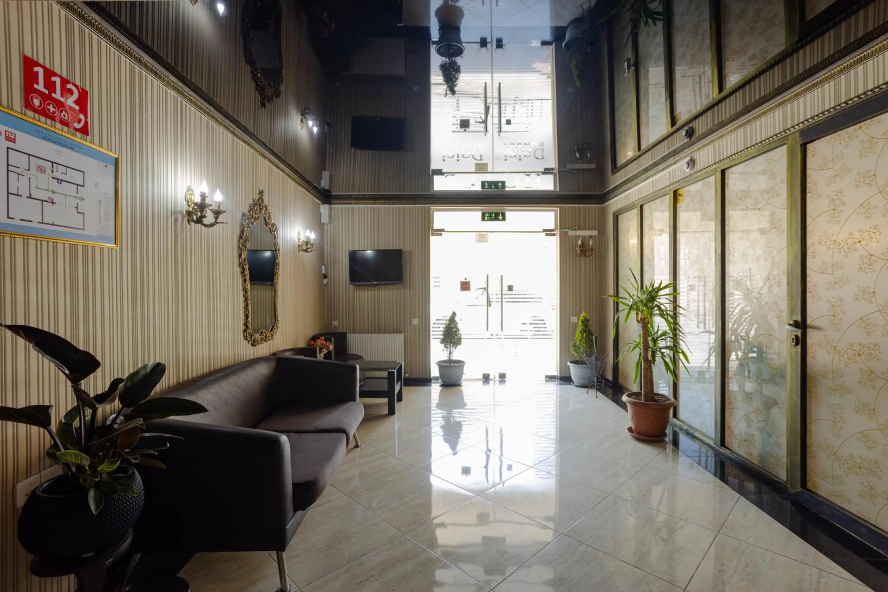 Lobby or reception in Daisi Sunset Hotel