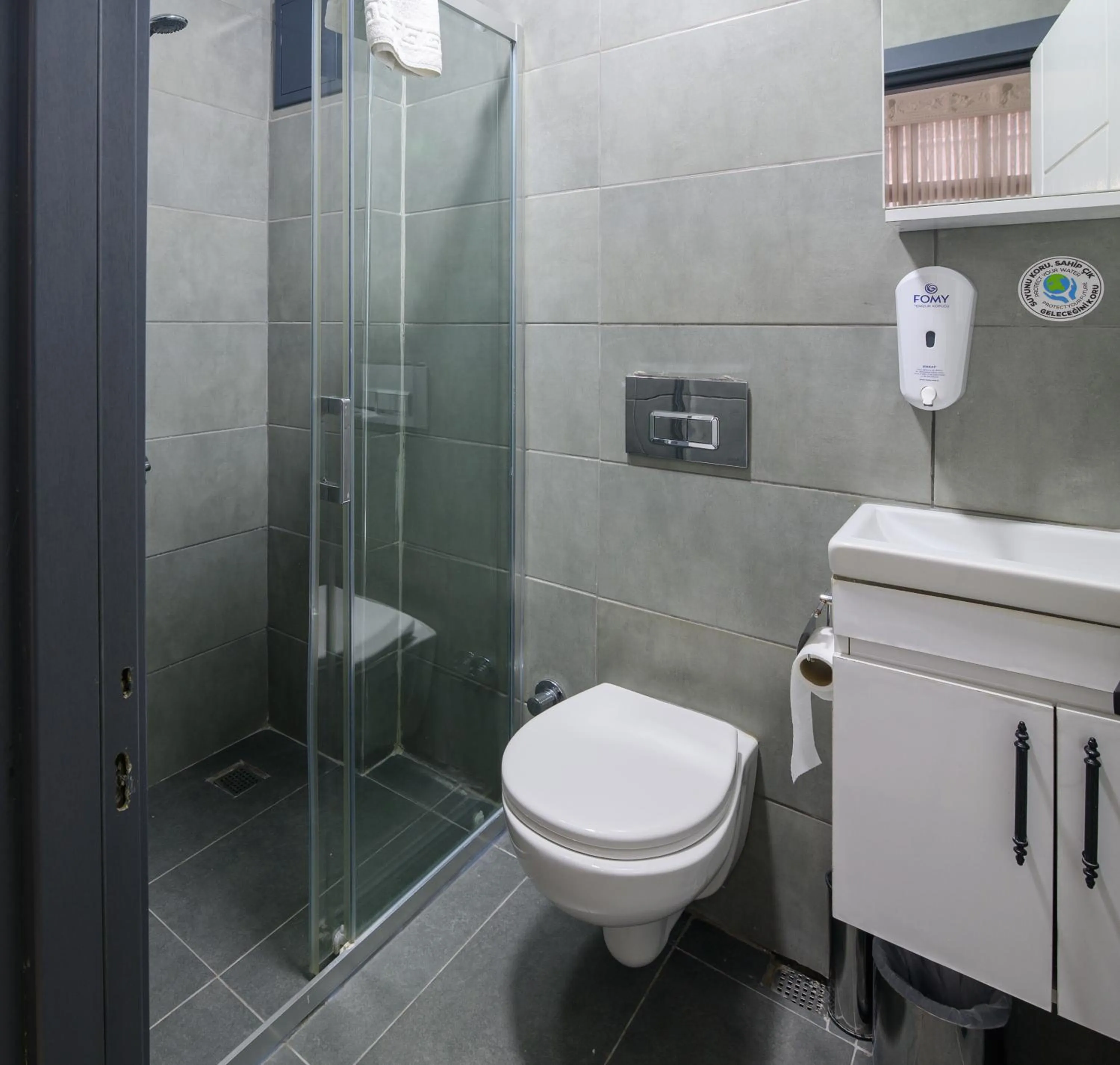 Shower in Nest HOTEL Sisli