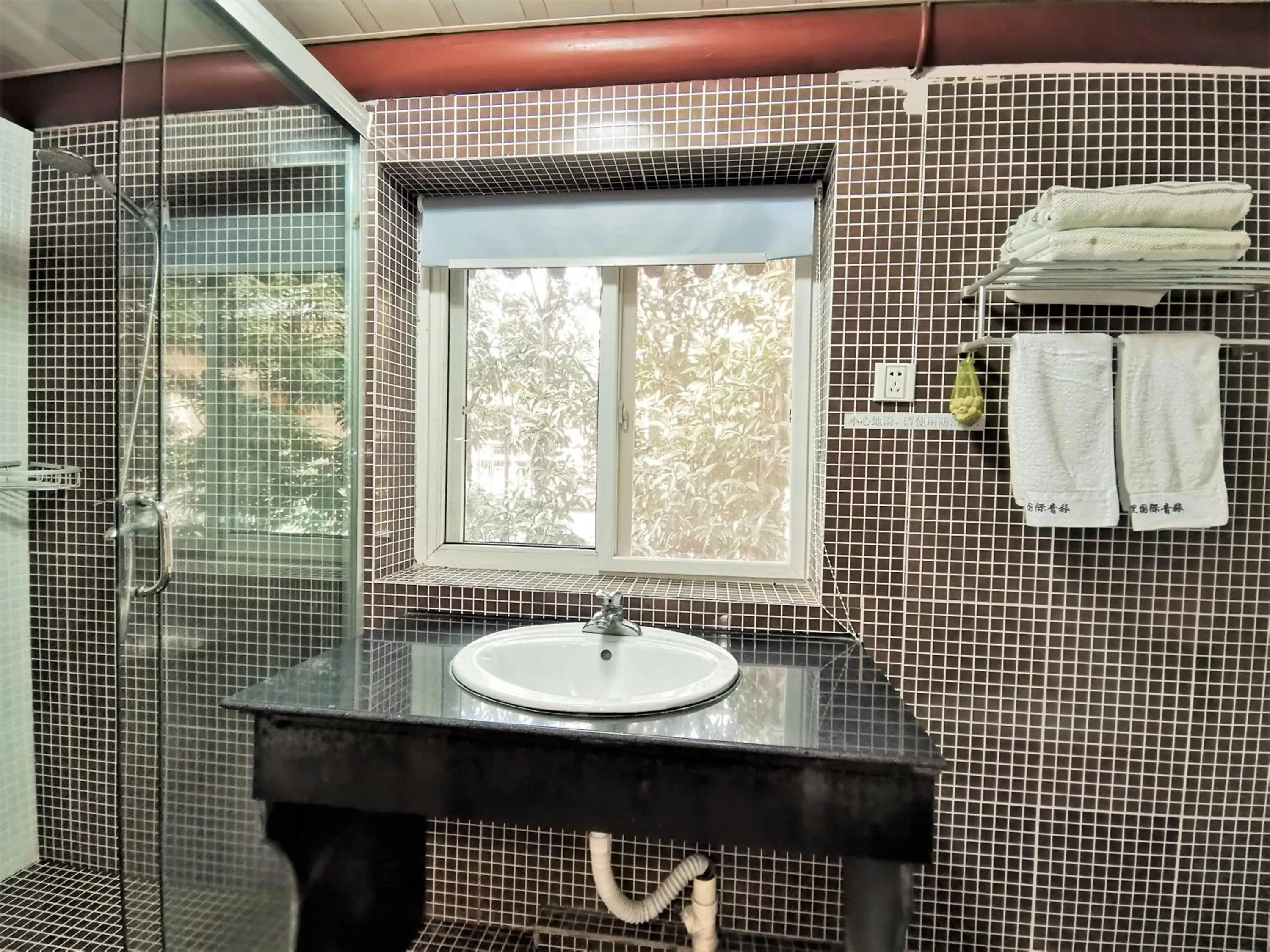 Shaoxing Laotaimen Luxun Native Place Youth Hostel