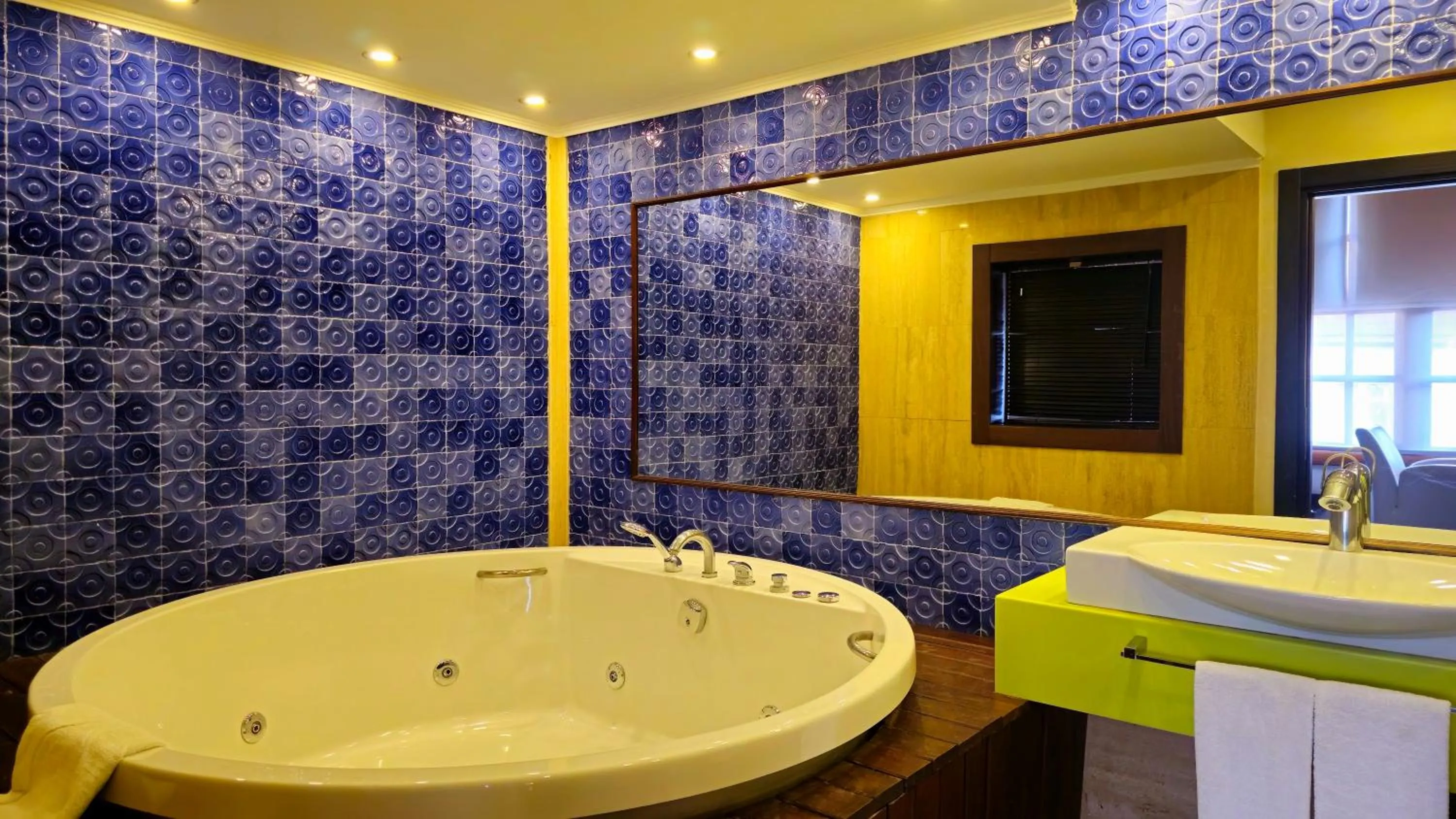 Hot Tub in Eski Masal Hotel - Special Class