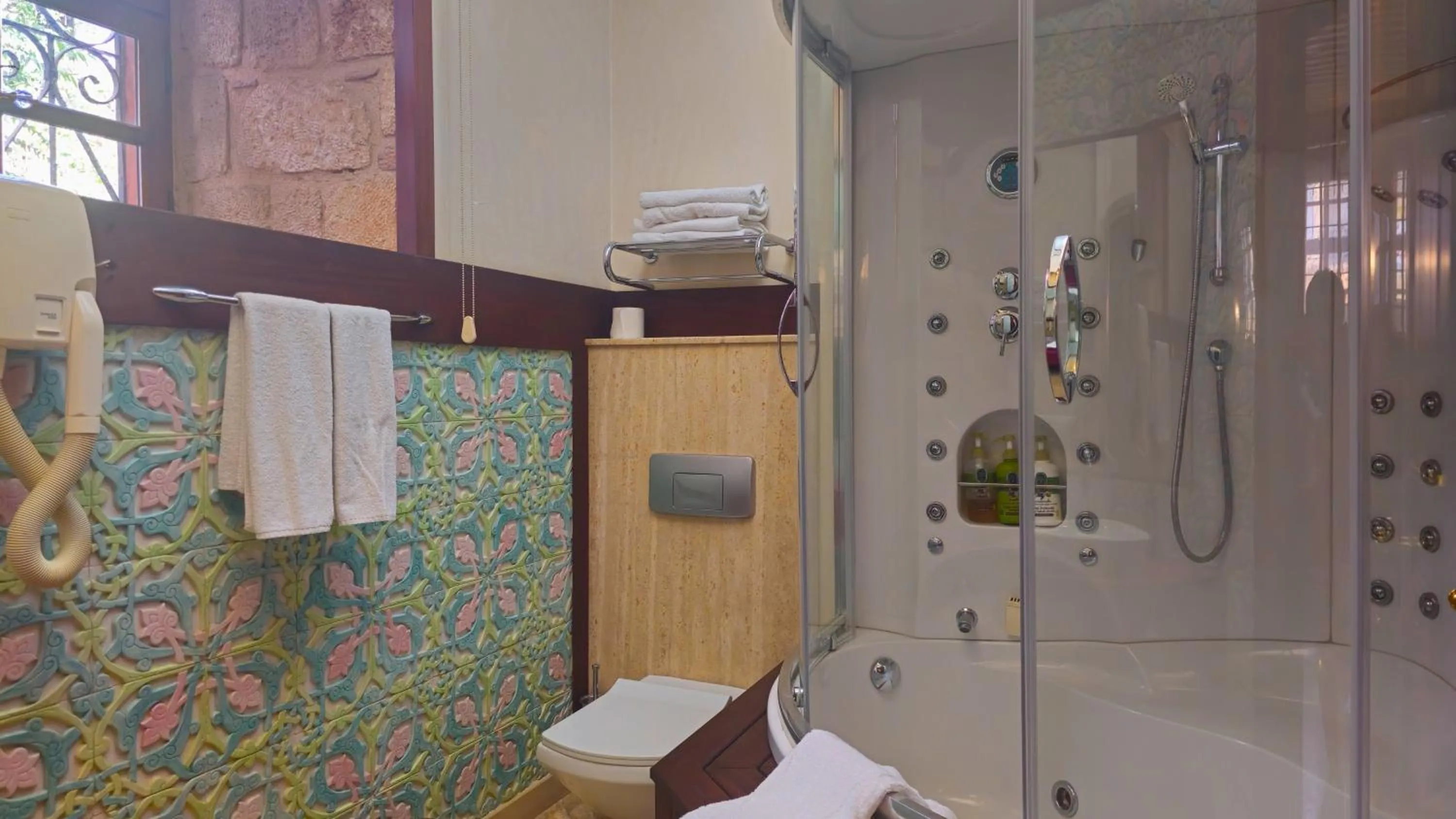 Shower in Eski Masal Hotel - Special Class