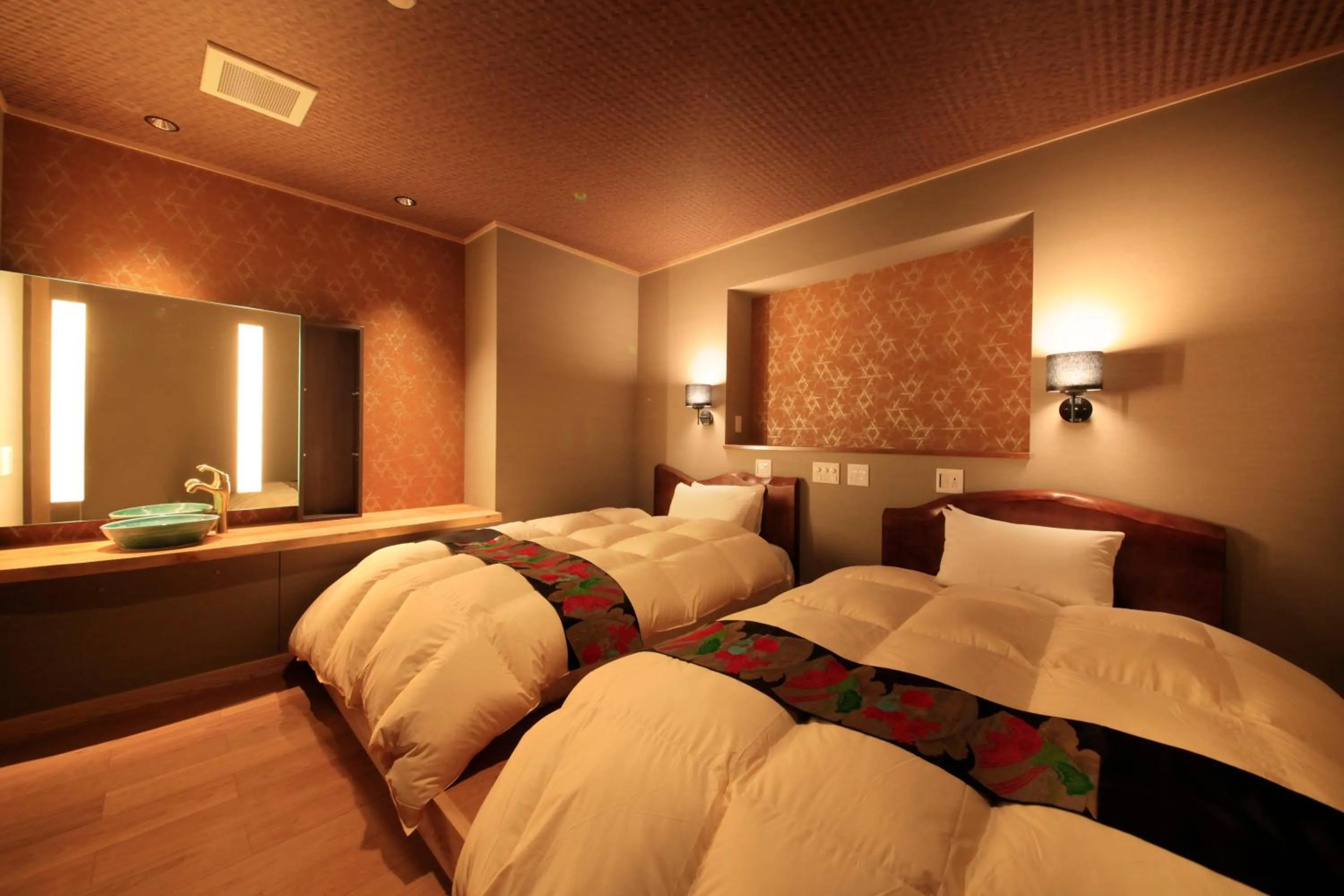 Bedroom, Bed in Tensui Saryo