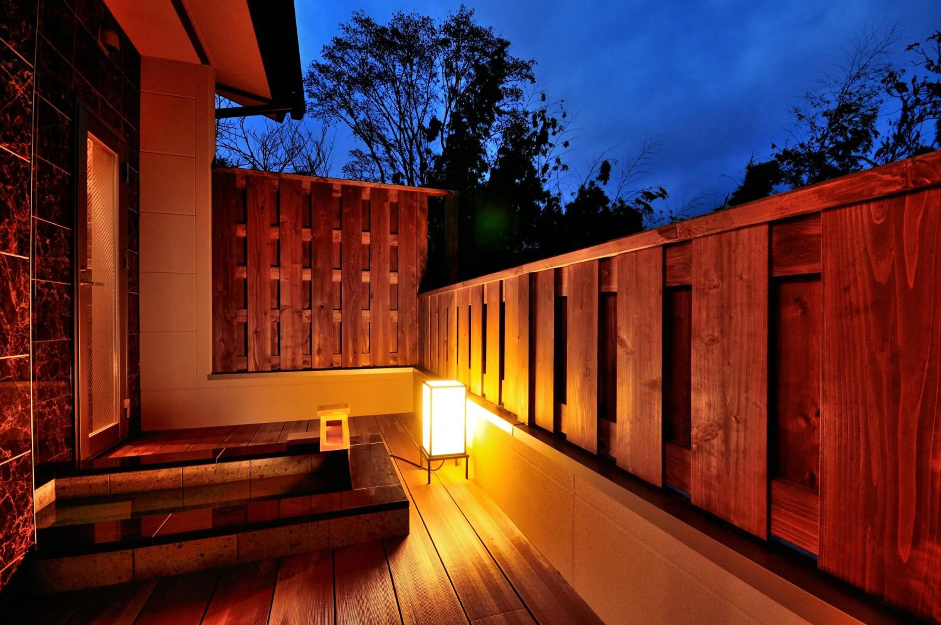 Photo of the whole room in Tensui Saryo