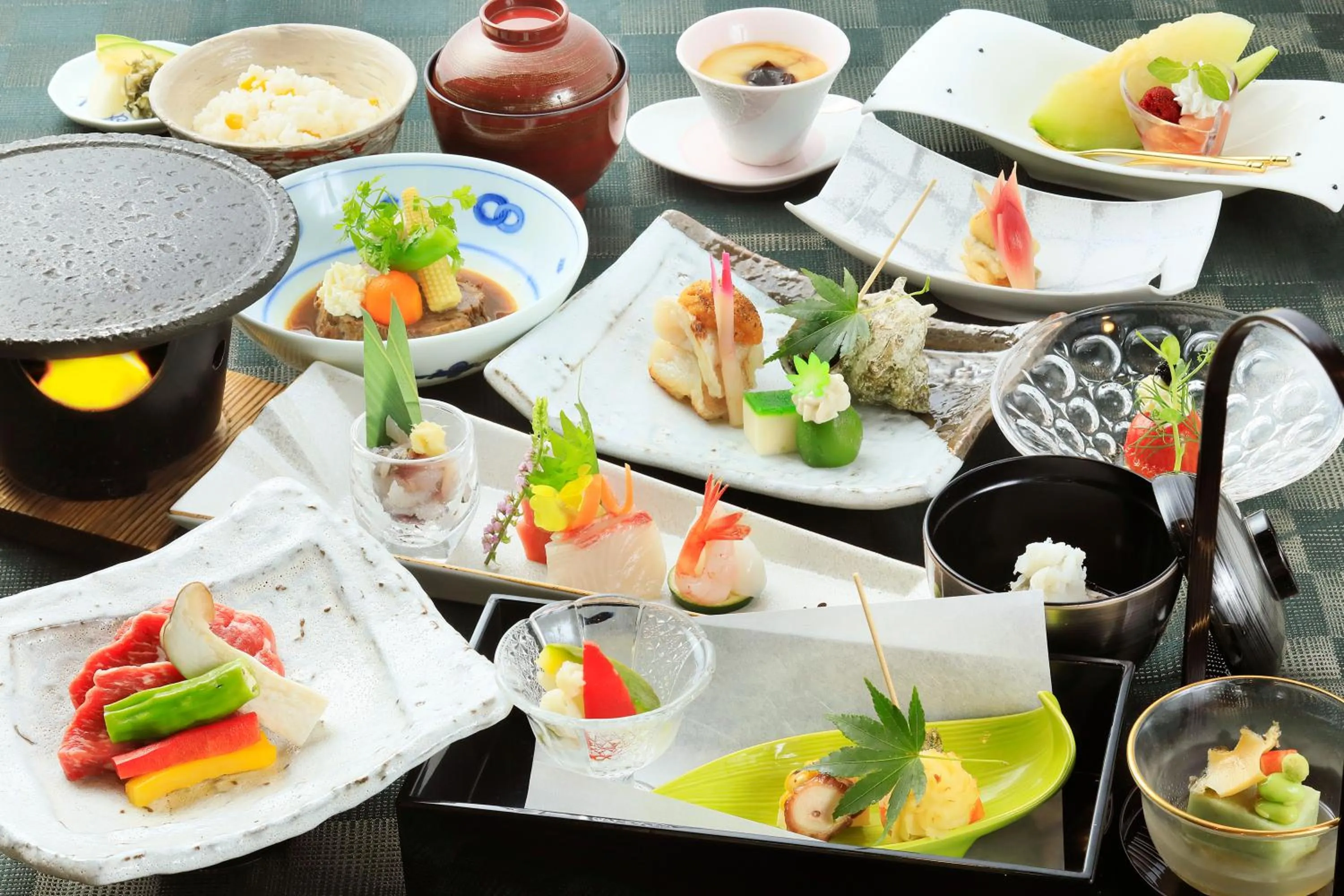 Dinner in Tensui Saryo