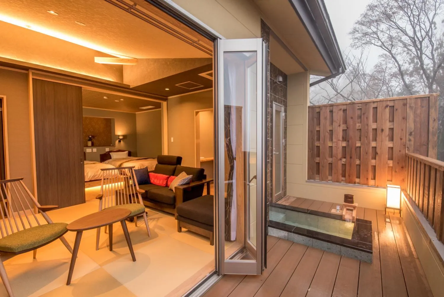 Photo of the whole room in Tensui Saryo