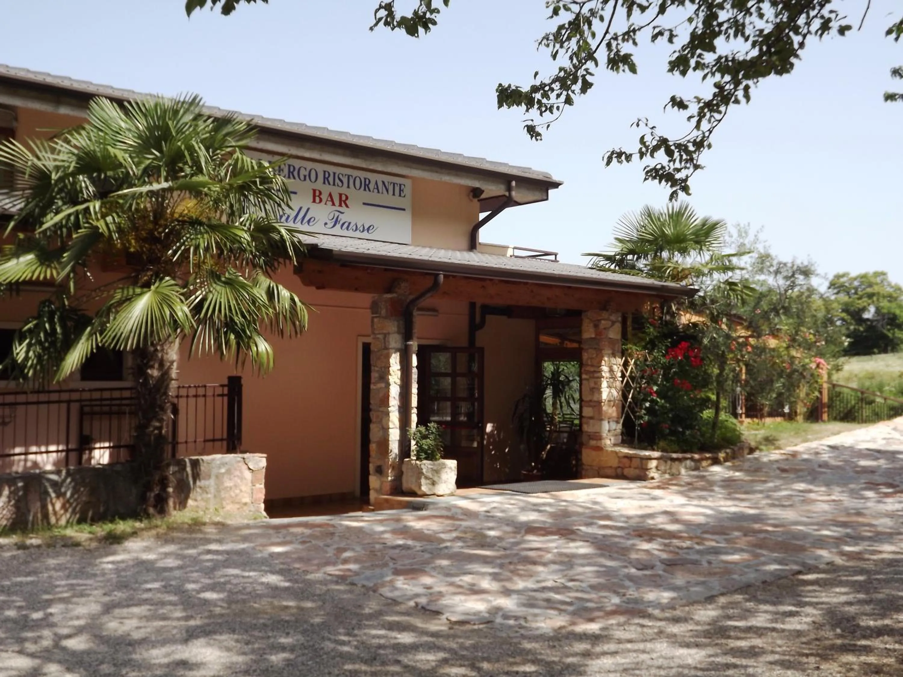 Facade/entrance in Albergo Alle Fasse