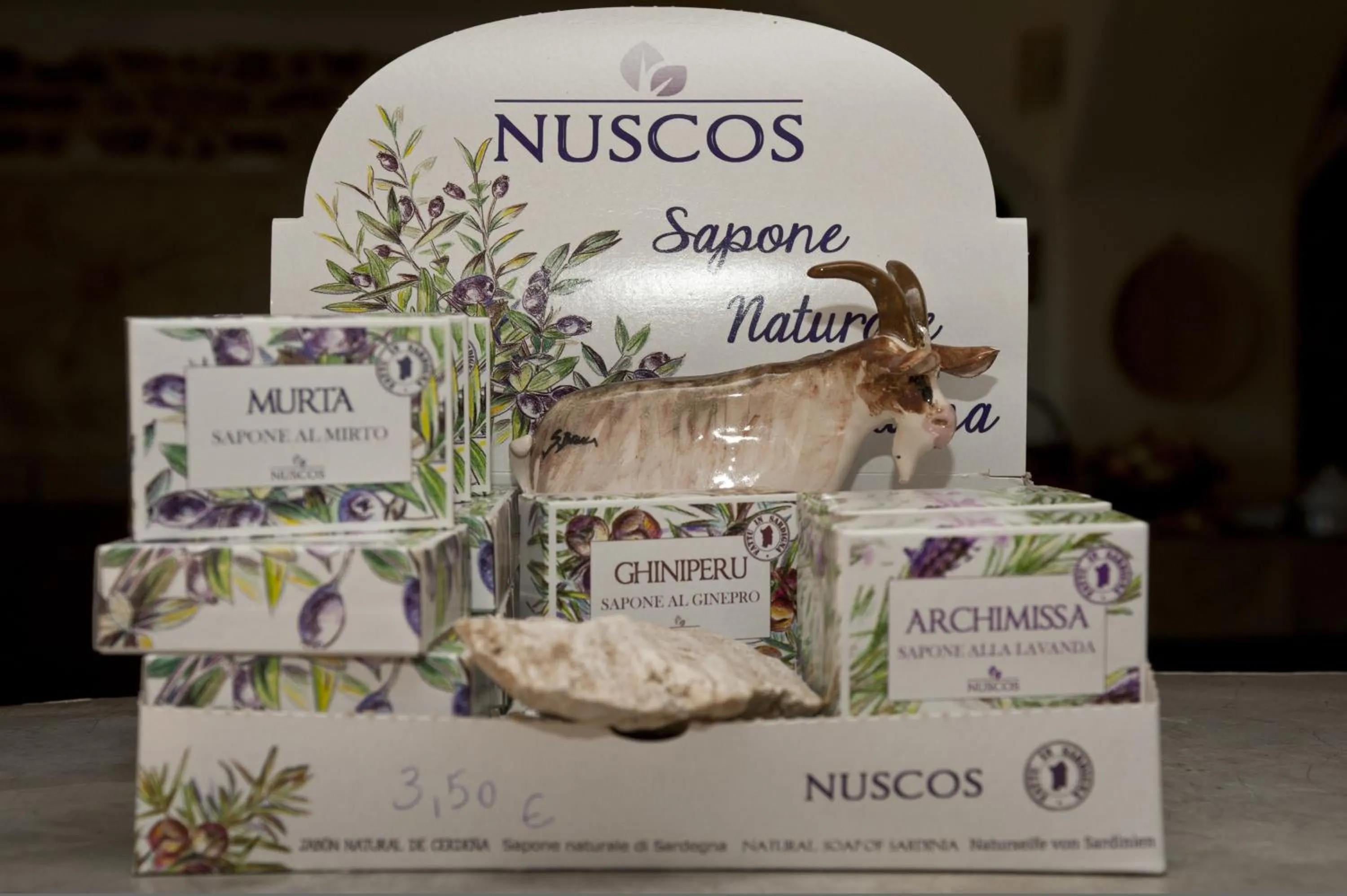 Decorative detail in Nascar Hotel