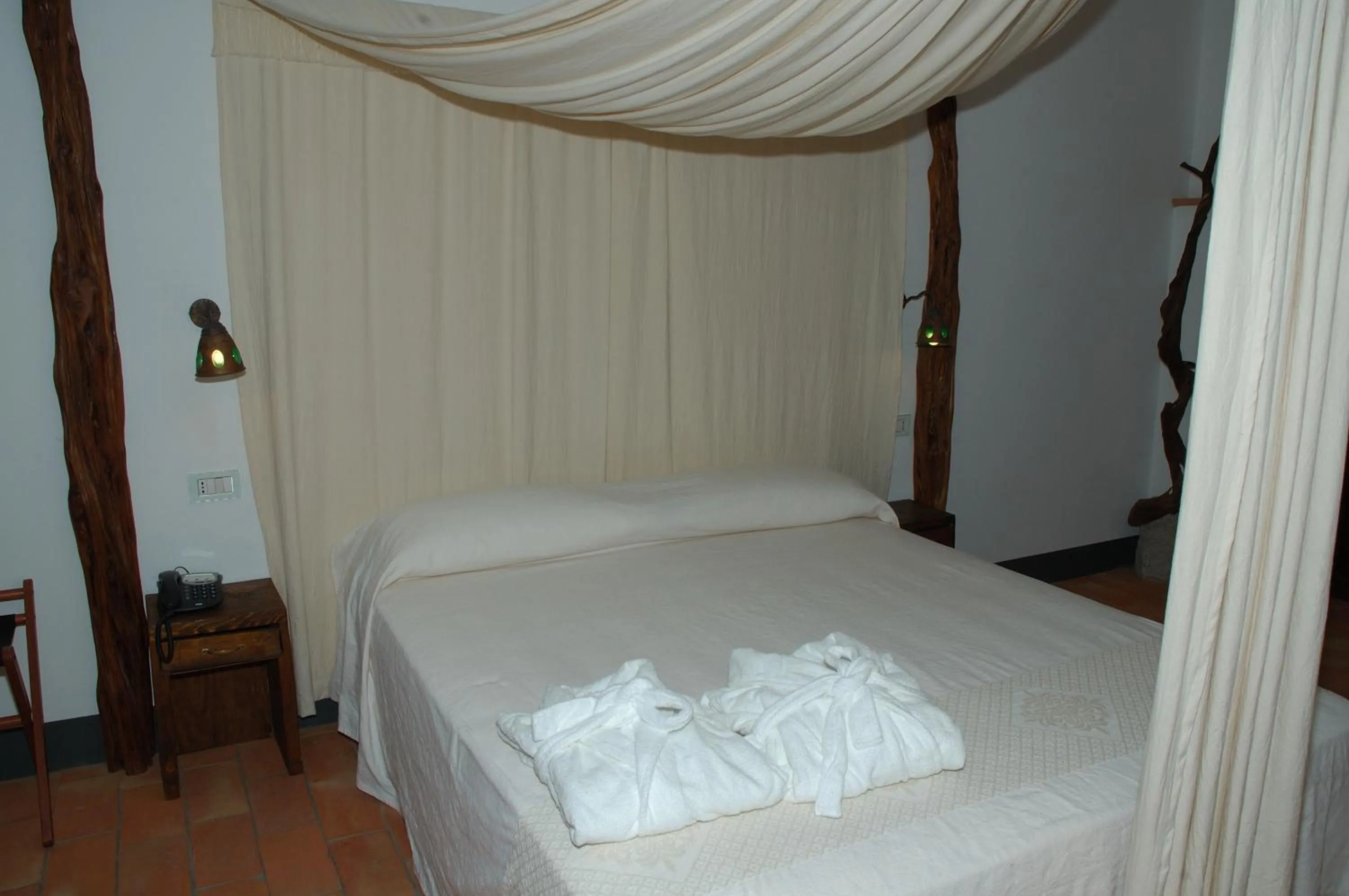 Bedroom, Bed in Nascar Hotel