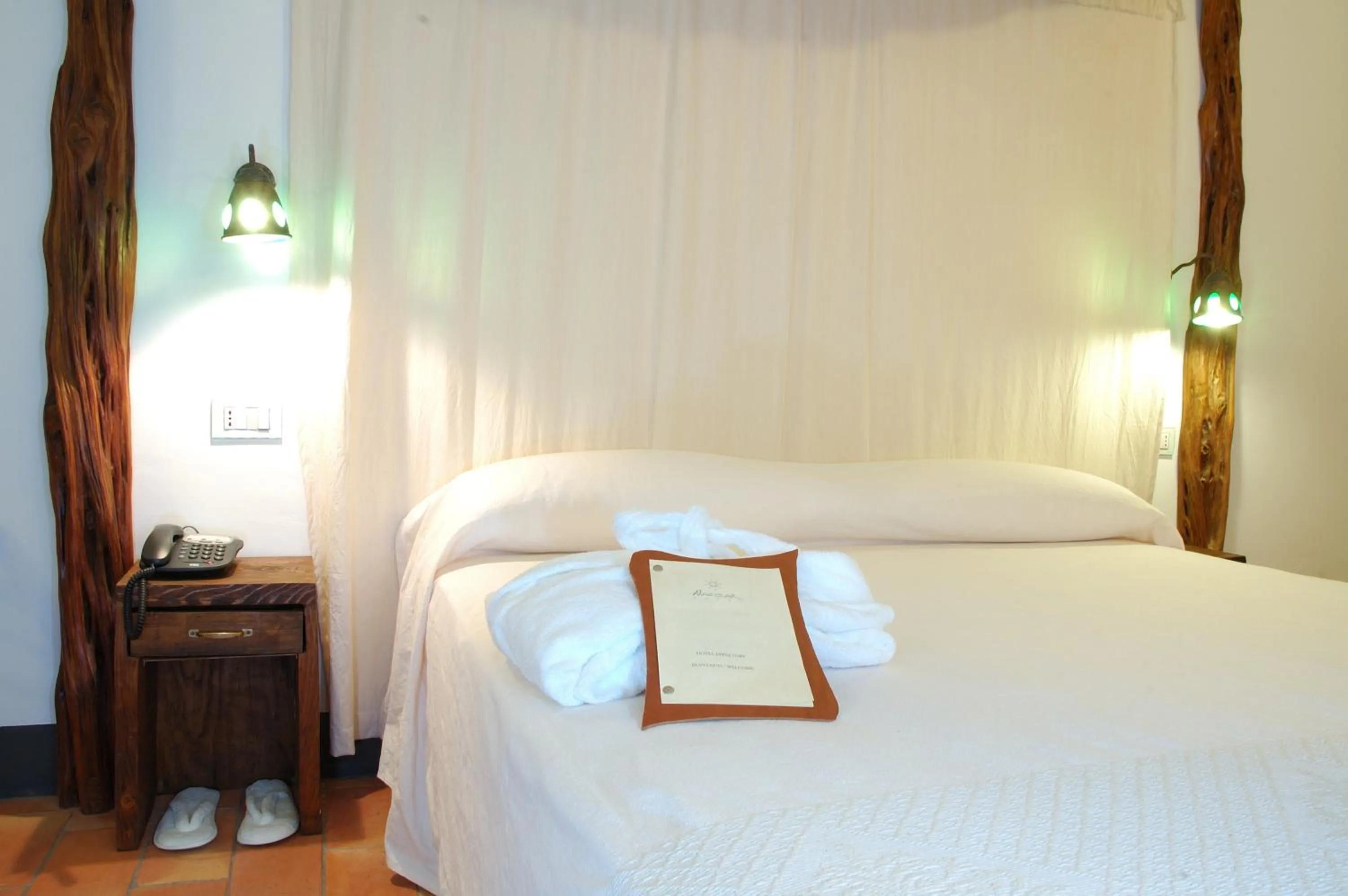 Bedroom, Bed in Nascar Hotel