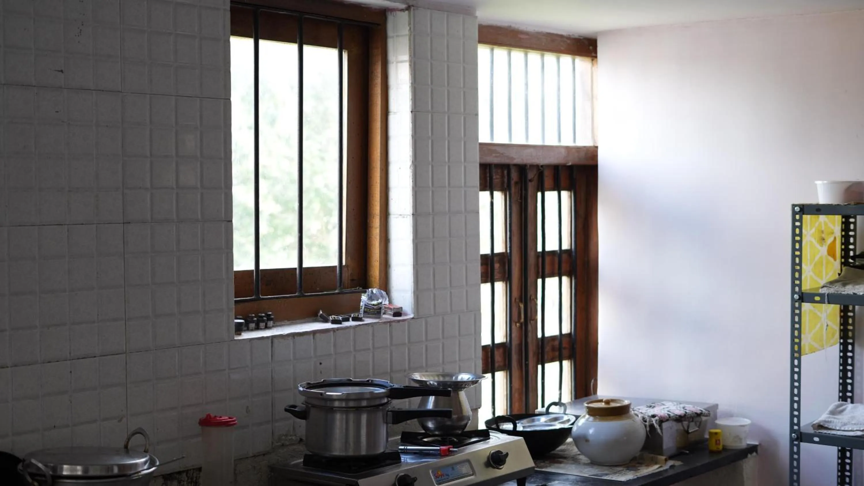 Satya Anand Cottage Pure Veg and Non Alcoholic Hotel