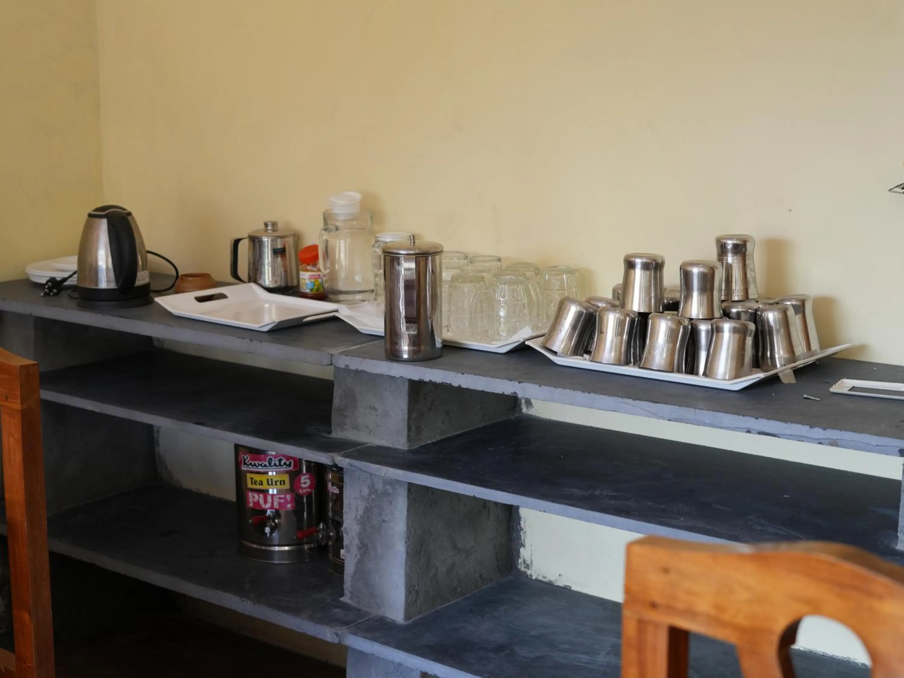 Satya Anand Cottage Pure Veg and Non Alcoholic Hotel