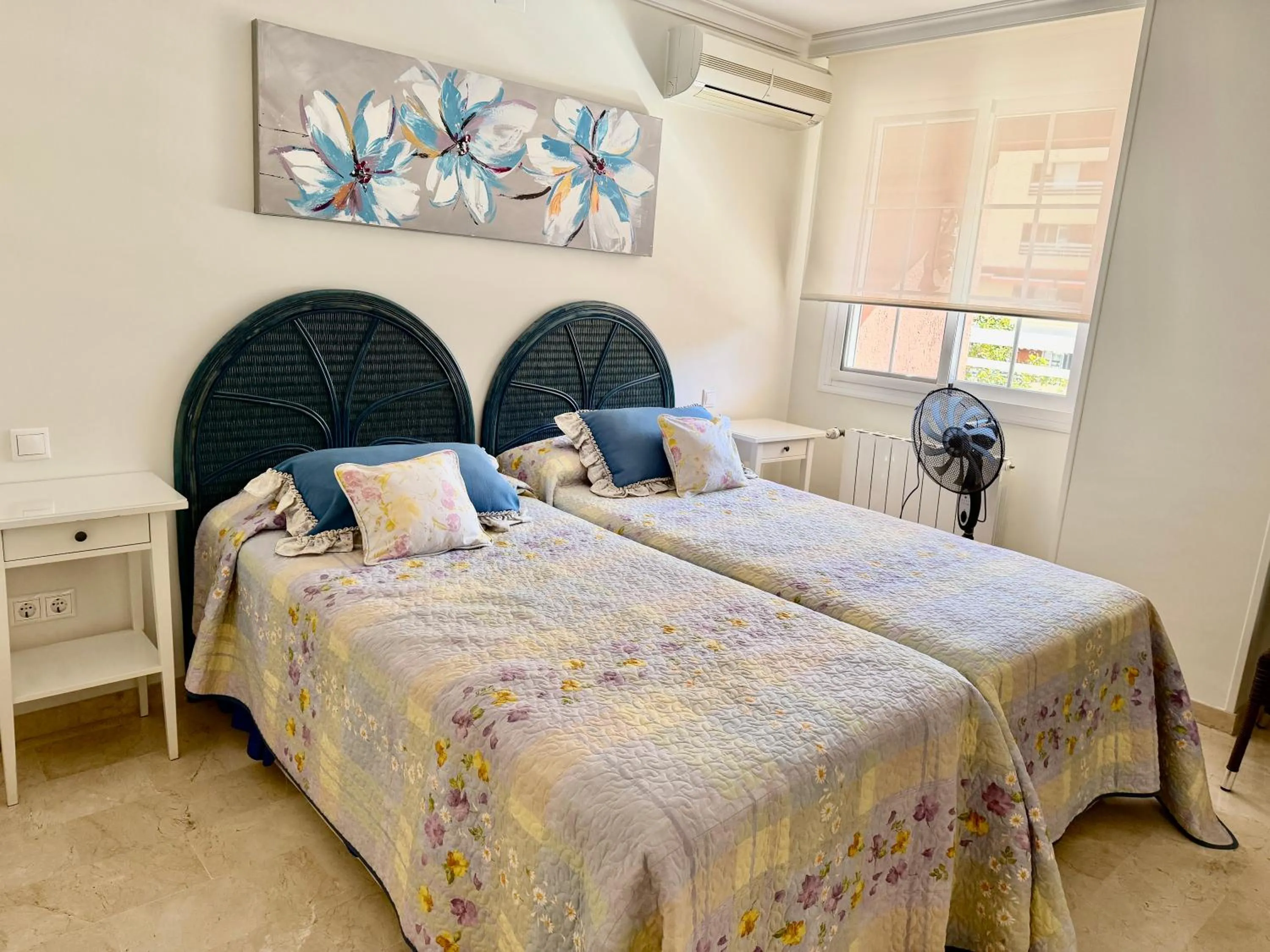 Bed in Parque Marbella