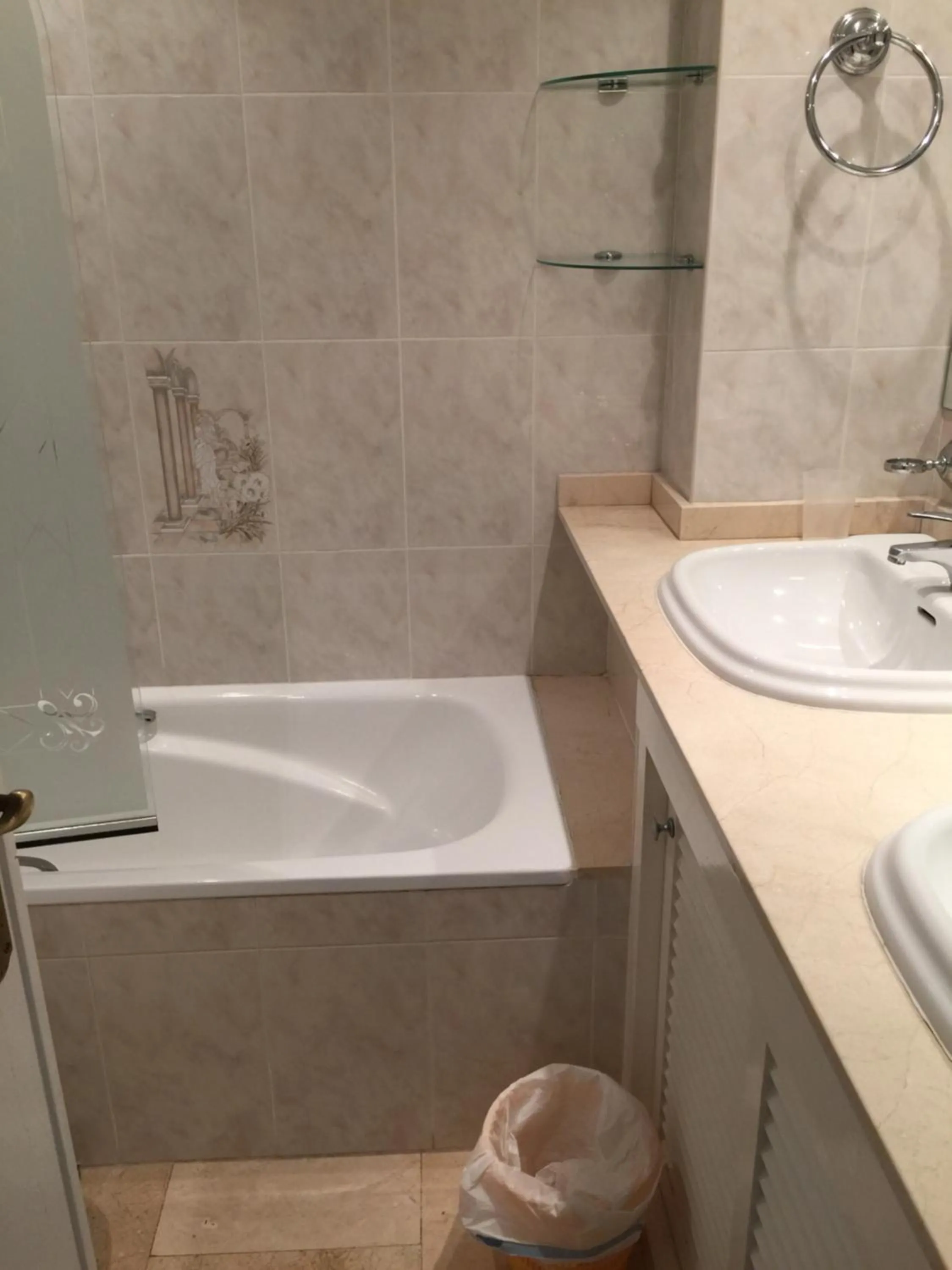 Bathroom in Parque Marbella