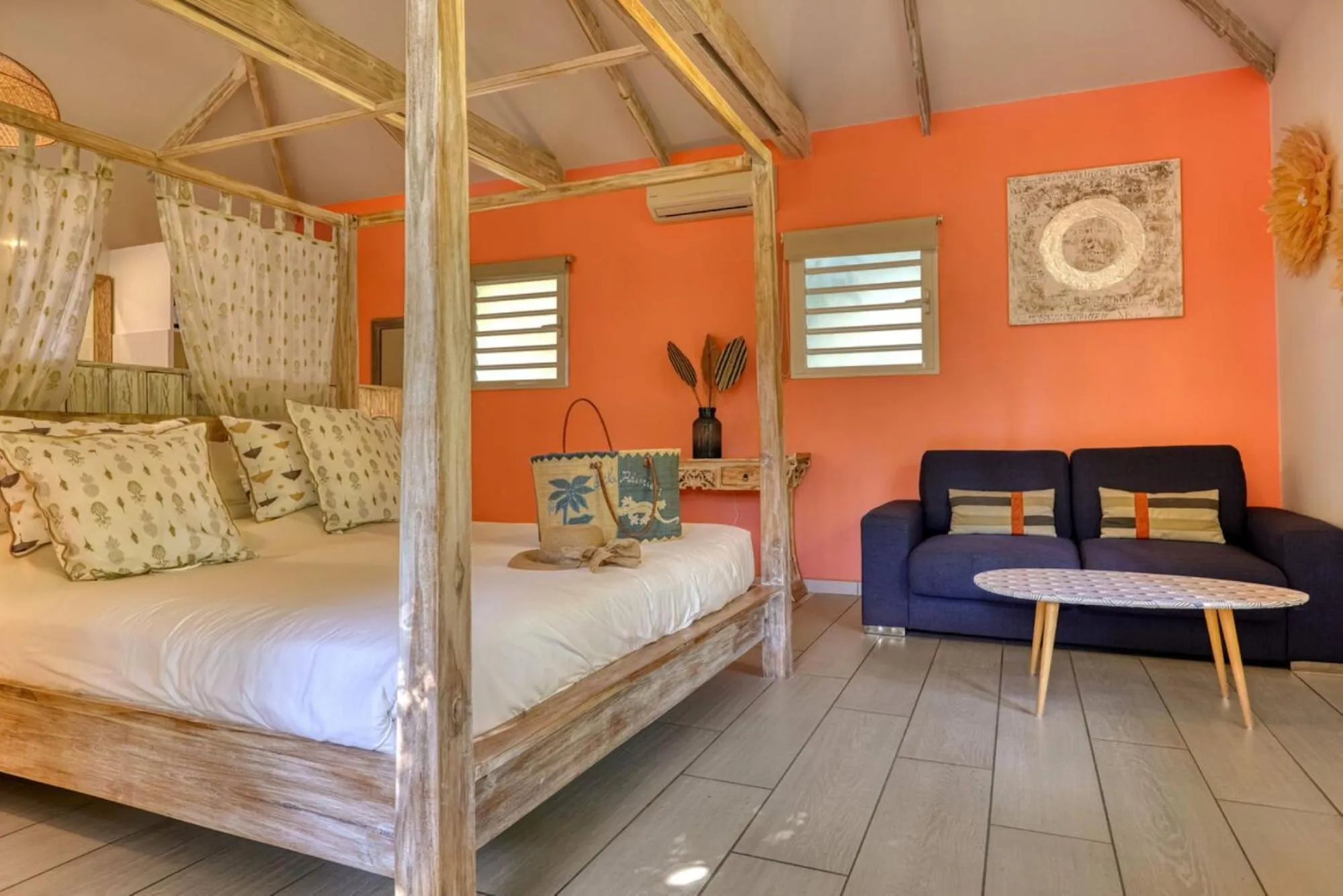 Bedroom, Bed in La Villa de la Plage