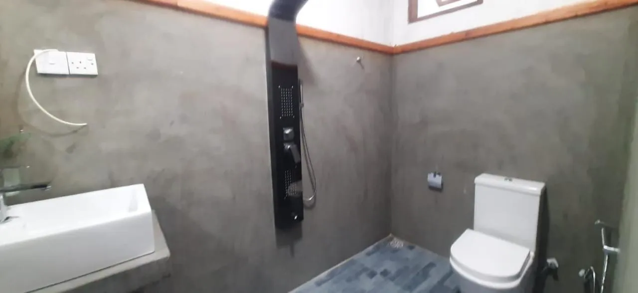 Bathroom in Ella New Green View