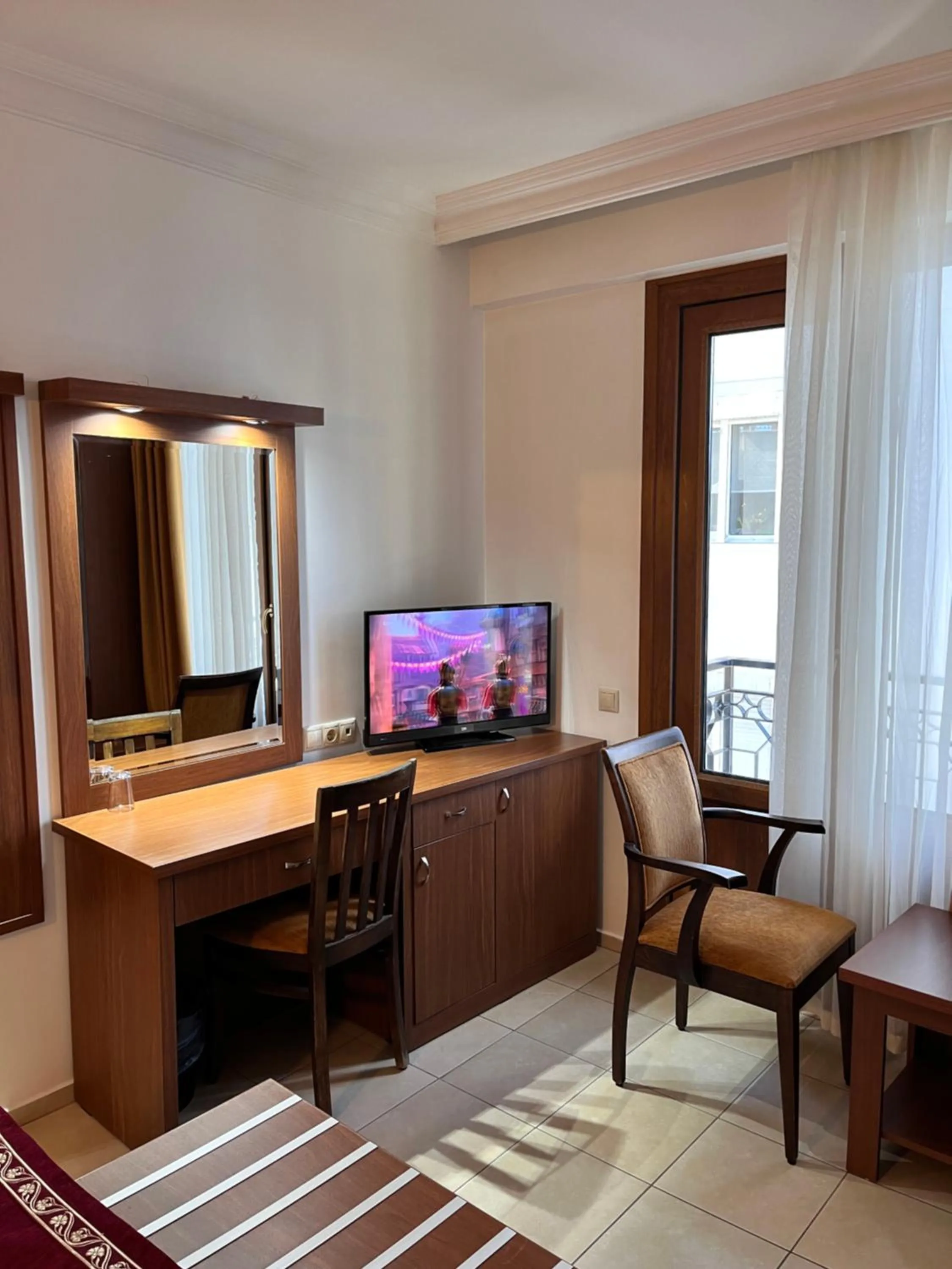 TV and multimedia in Hotel Royal Hill