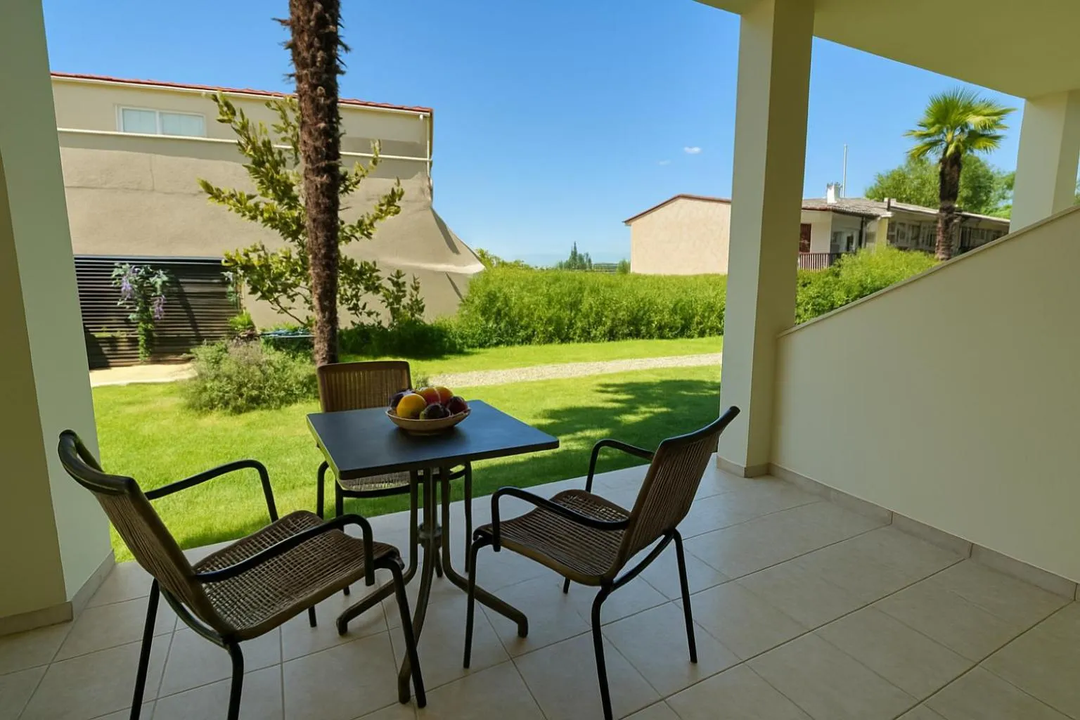 Garden in Samel Hotel