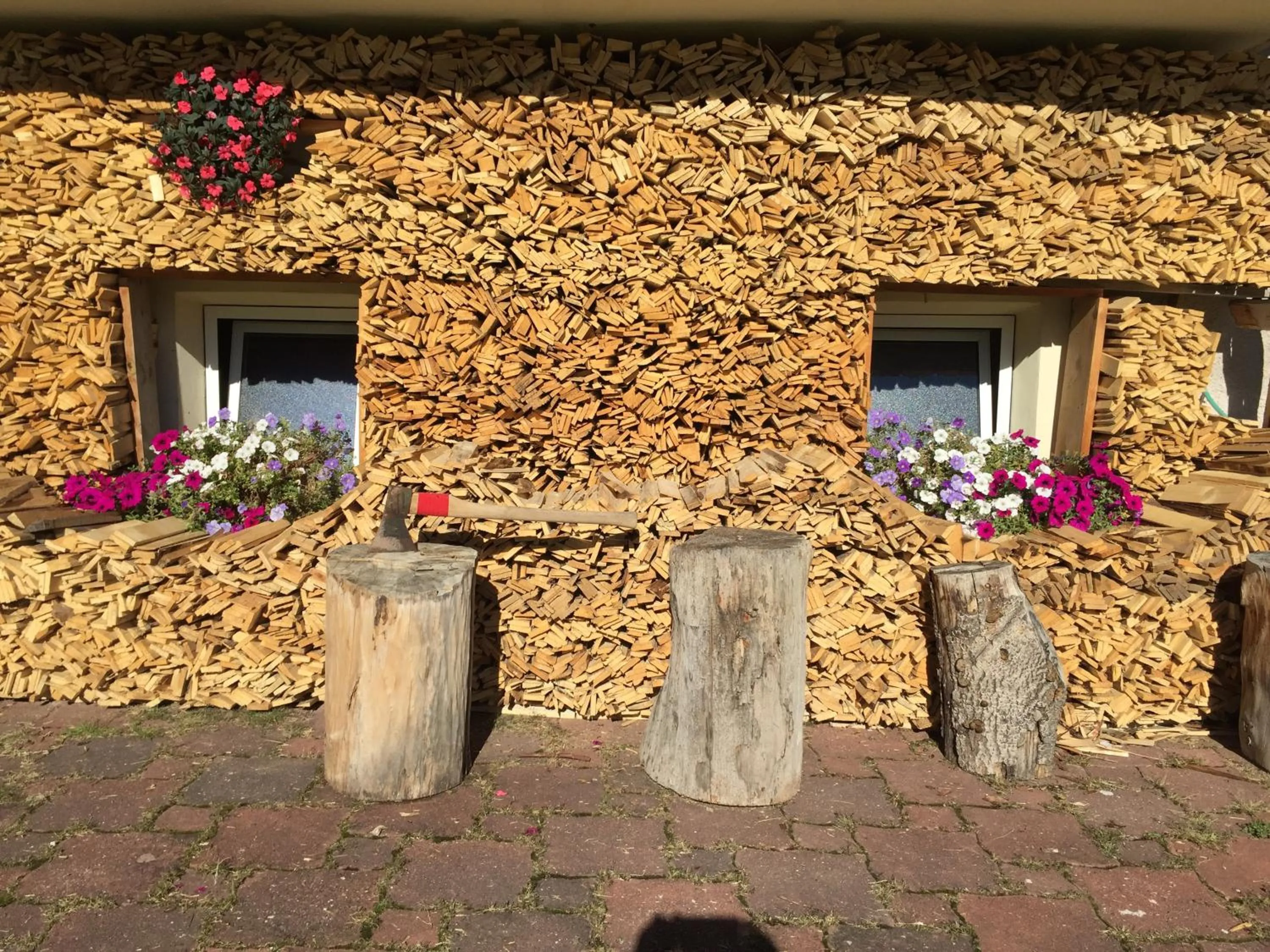 Property building in Apartments Trettel