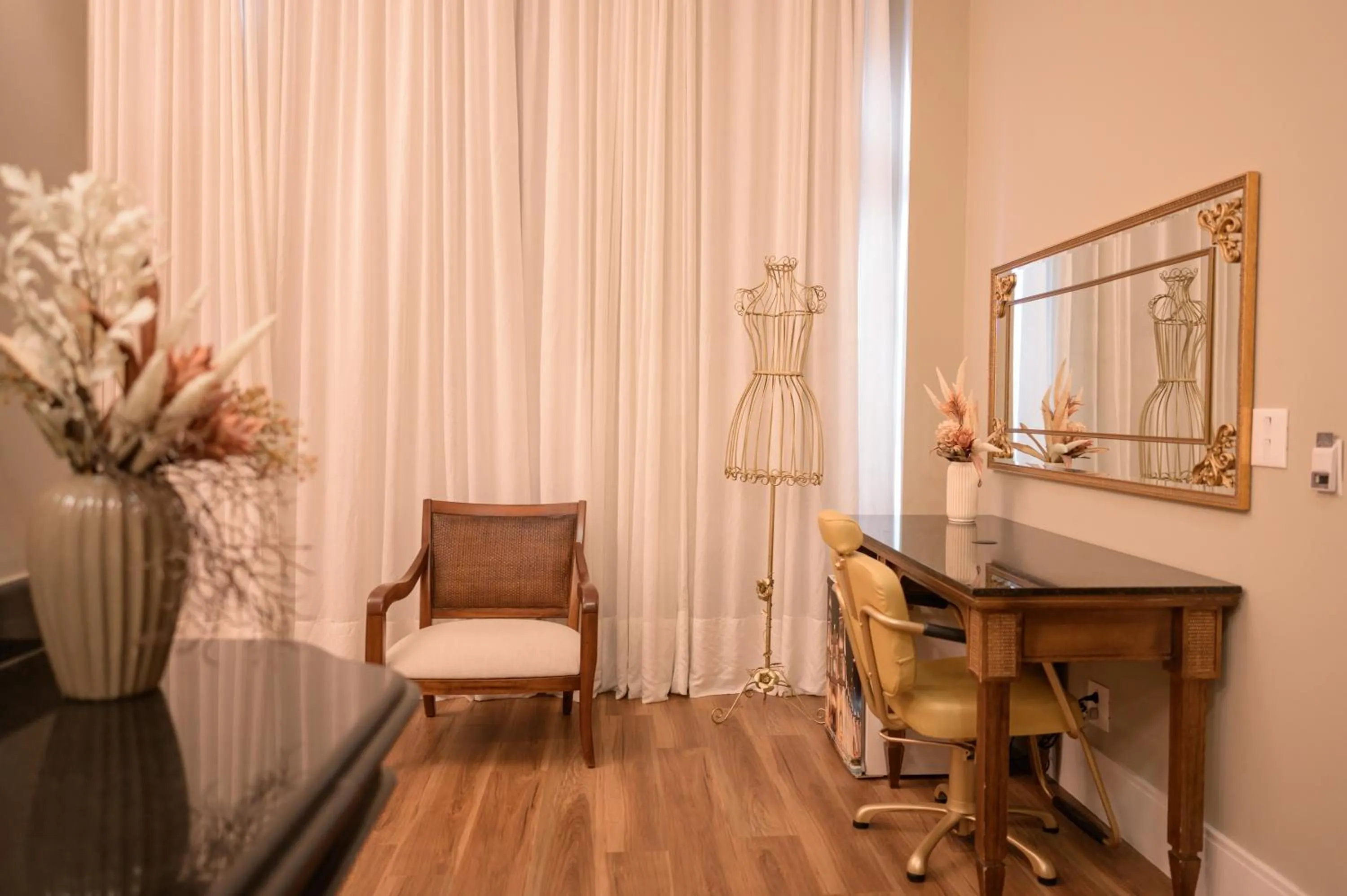 Decorative detail in Johnscher by SJ - San Juan Curitiba