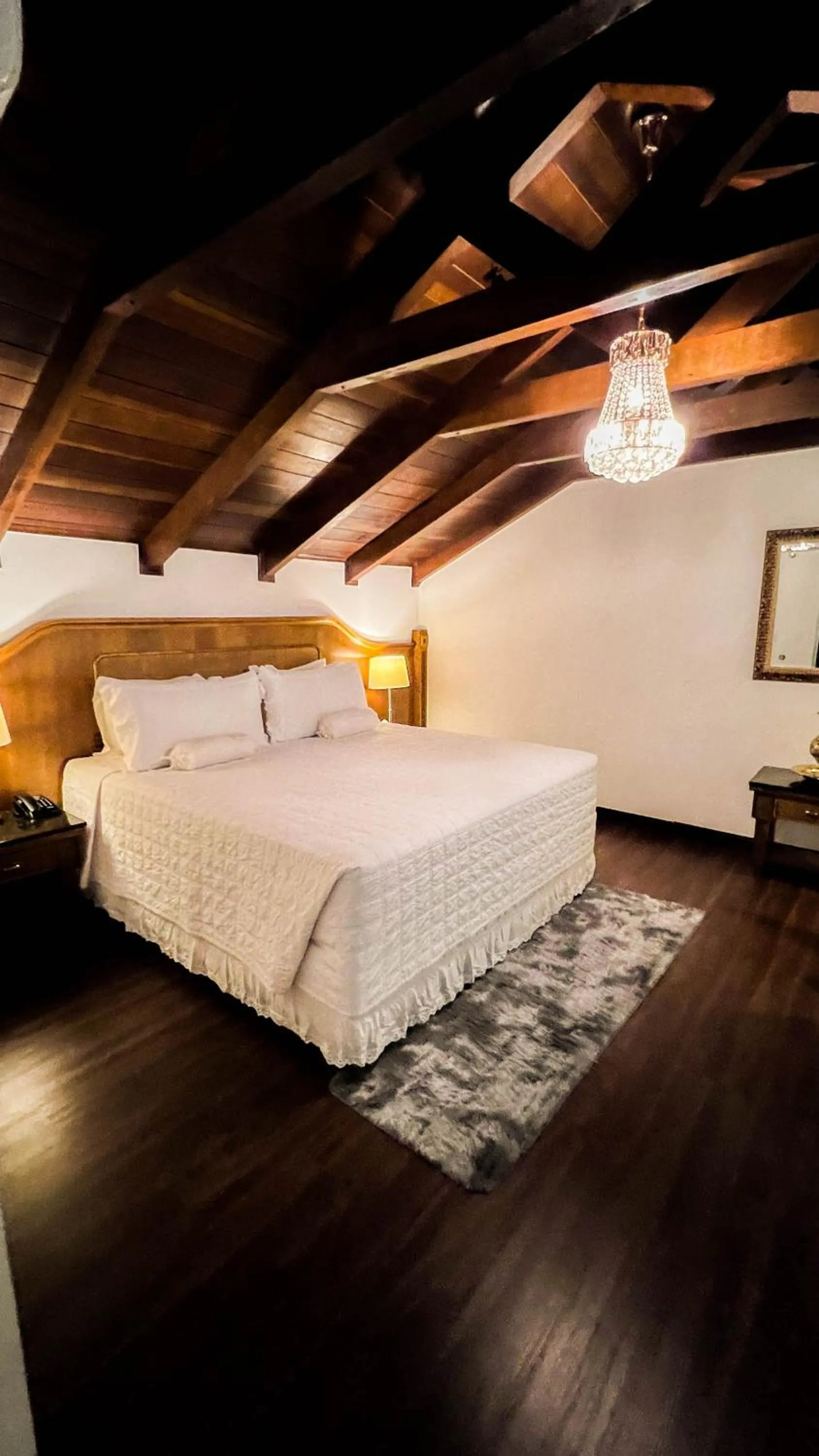 Bedroom, Bed in Johnscher by SJ - San Juan Curitiba