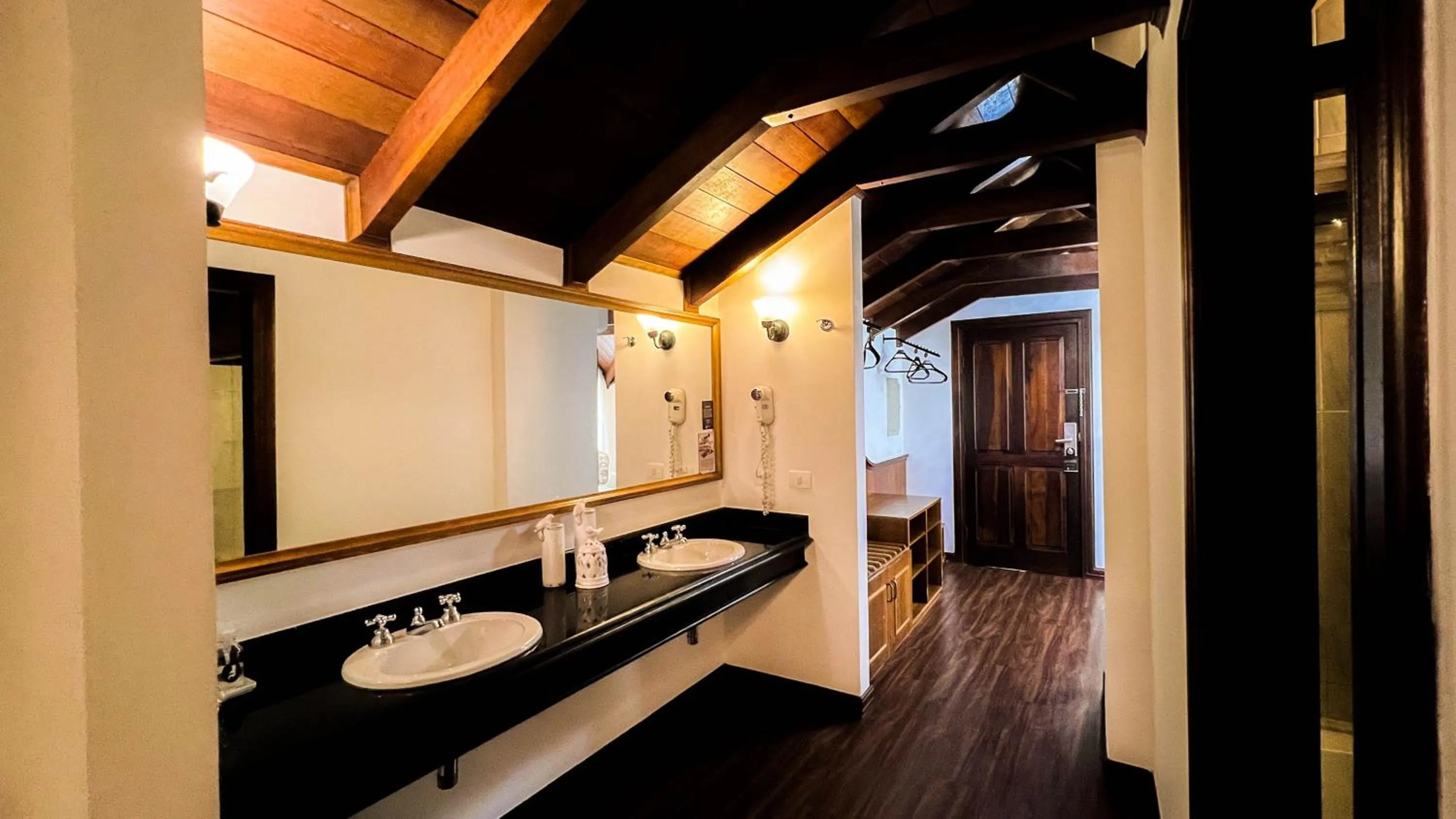 Bedroom in Johnscher by SJ - San Juan Curitiba