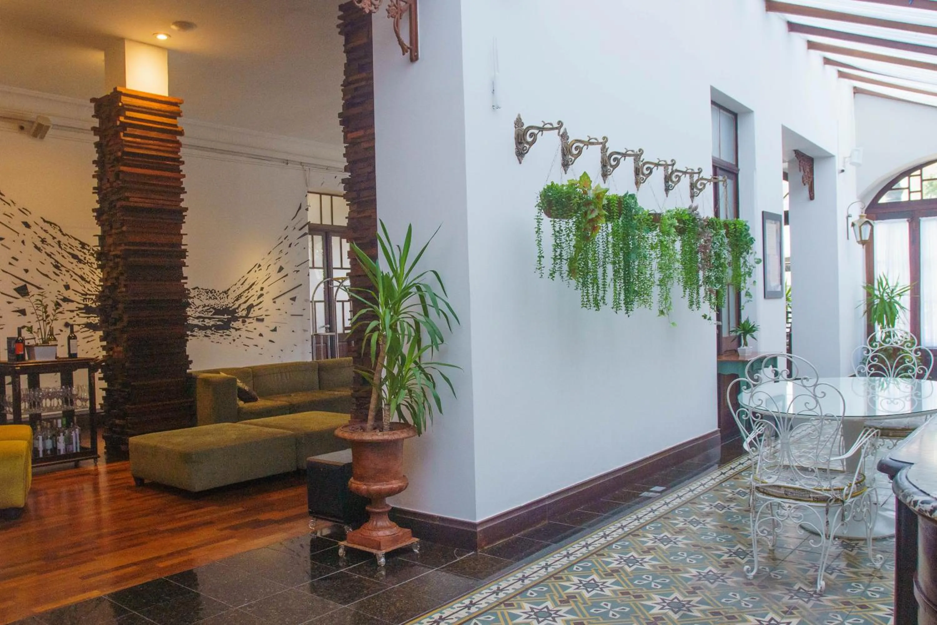 Lounge or bar in Johnscher by SJ - San Juan Curitiba