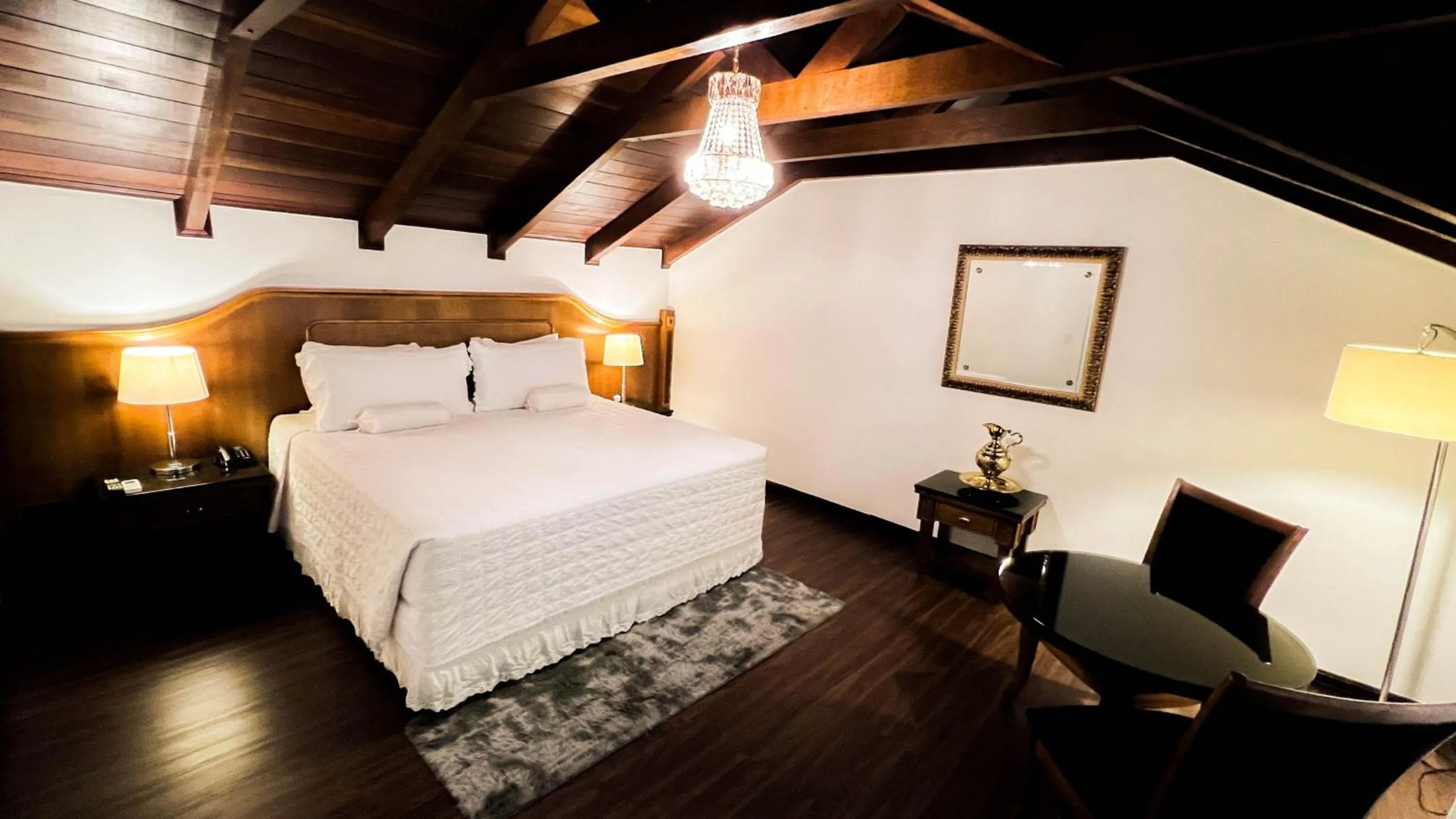 Bedroom, Bed in Johnscher by SJ - San Juan Curitiba