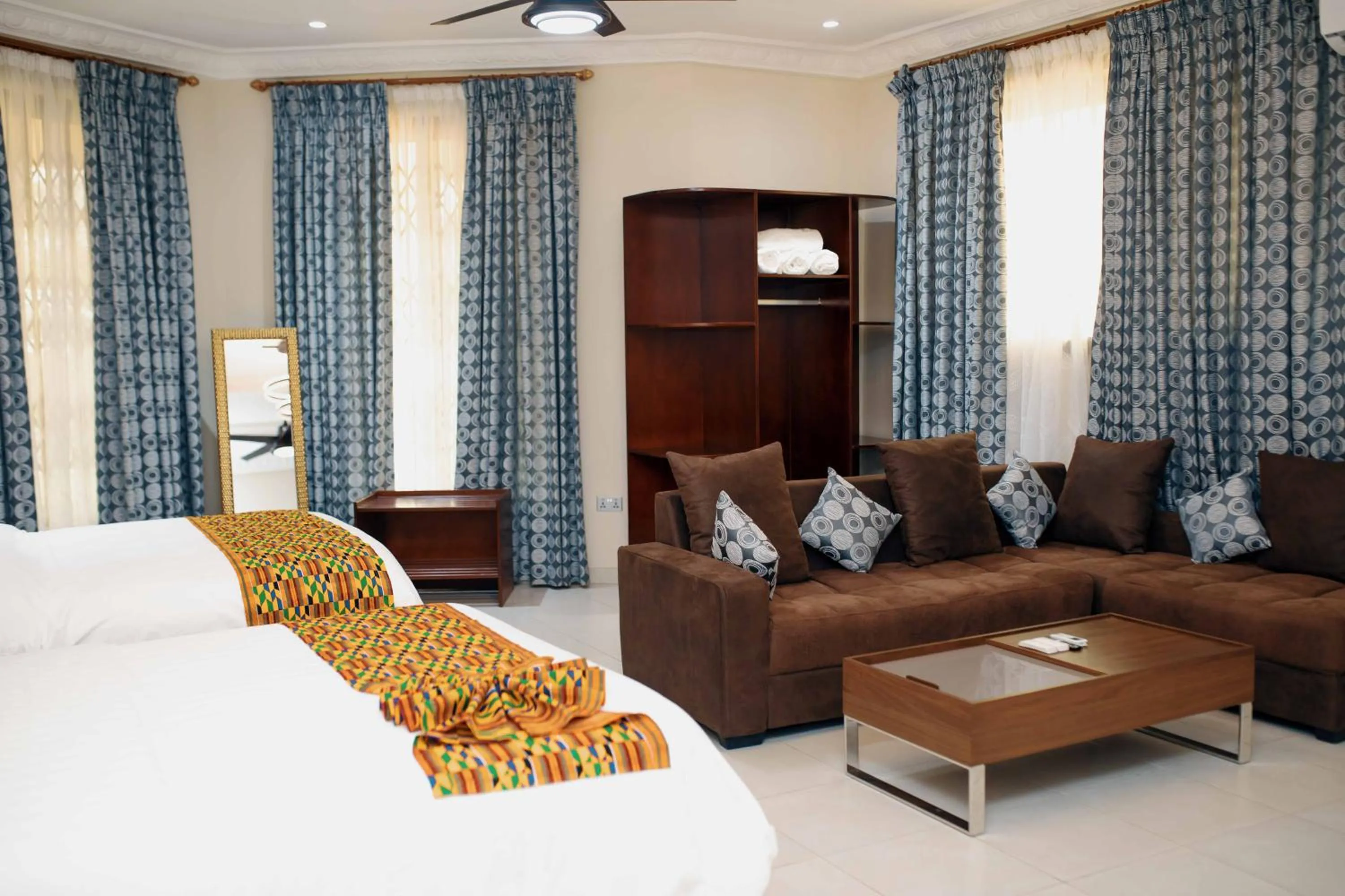 Living room, Bed in Cocktail and Dreams Hotel