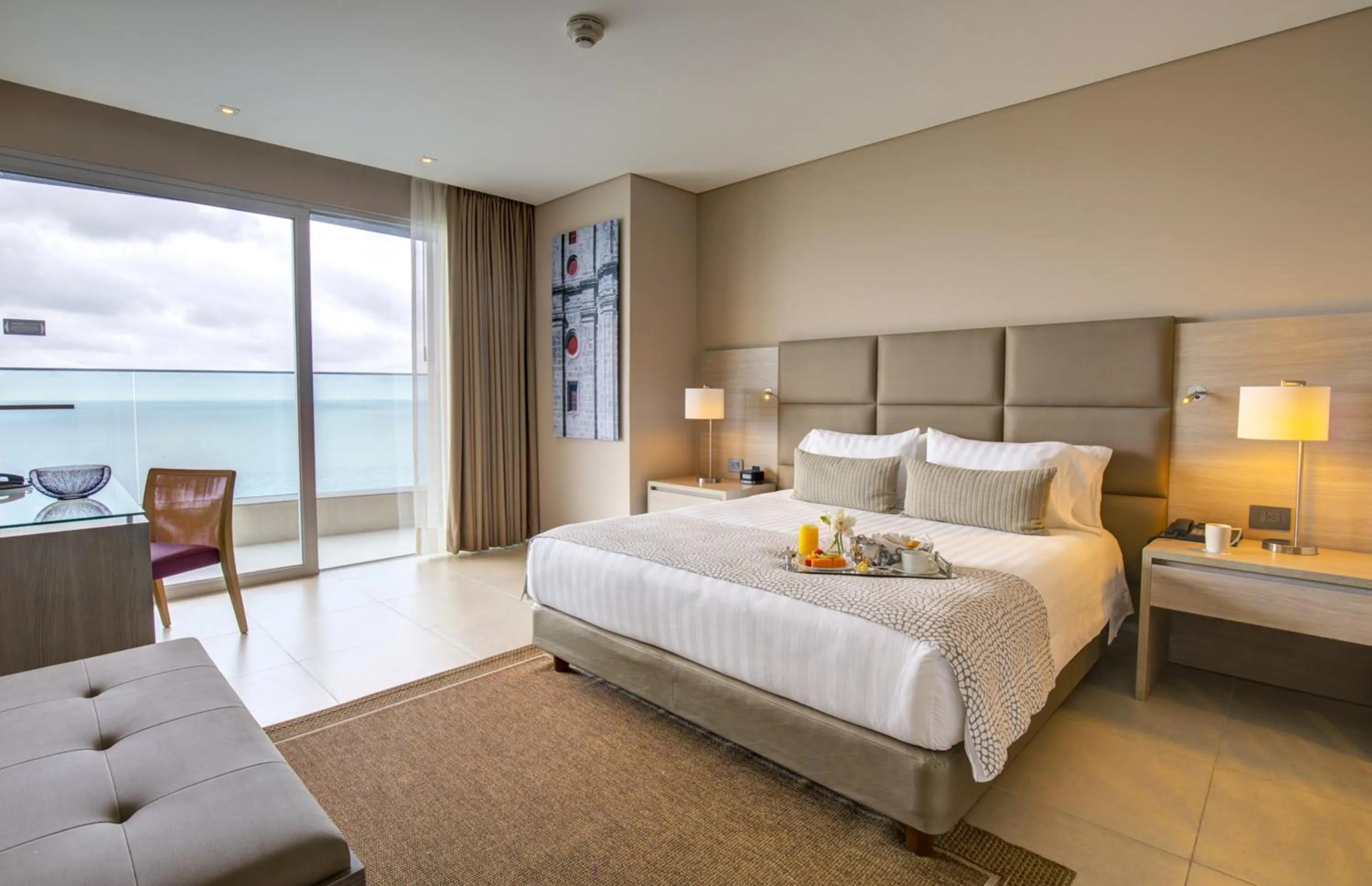 Photo of the whole room, Bed in Estelar Cartagena de Indias Hotel y Centro de Convenciones