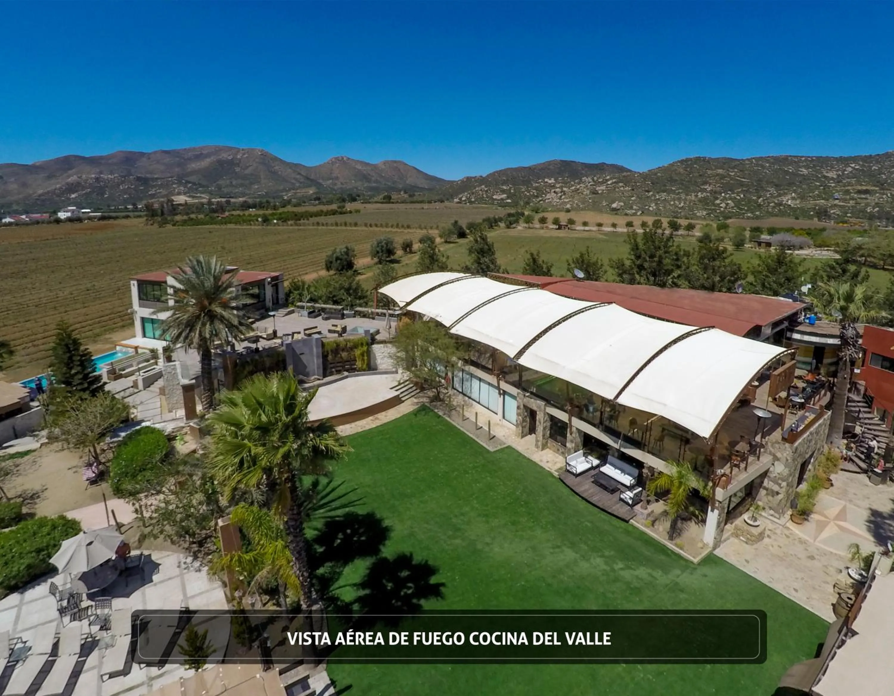 Restaurant/places to eat in Entre Viñedos by Hotel Boutique Valle de Guadalupe