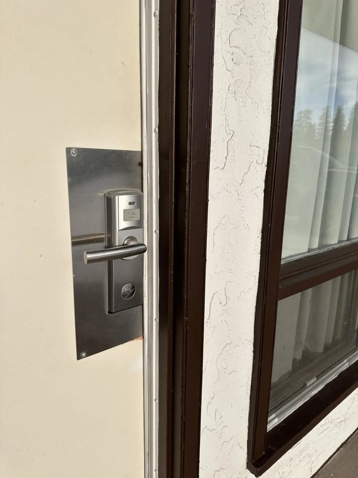 Property building in Howard Johnson by Wyndham Edson