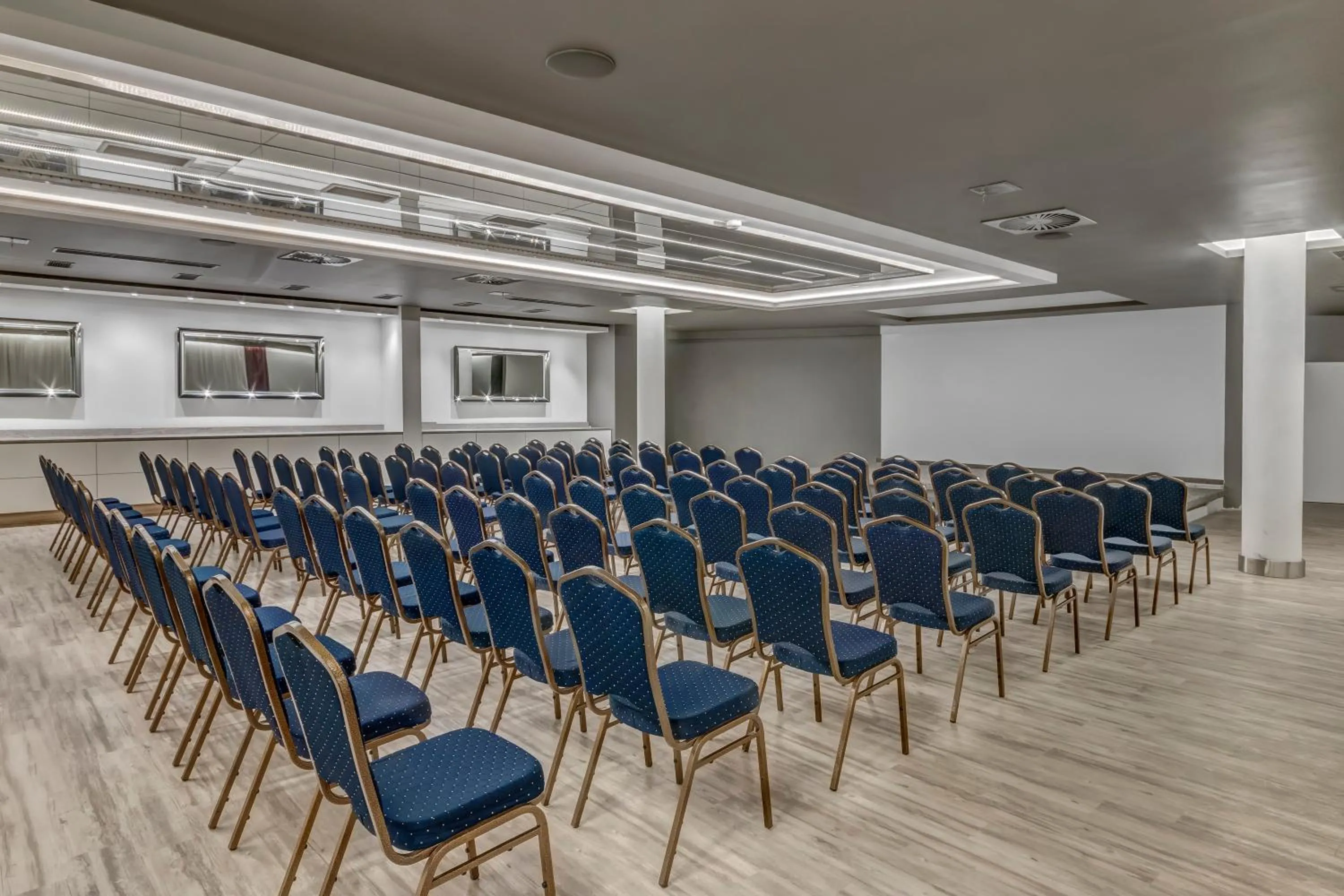Meeting/conference room in Hotel Rozbicki