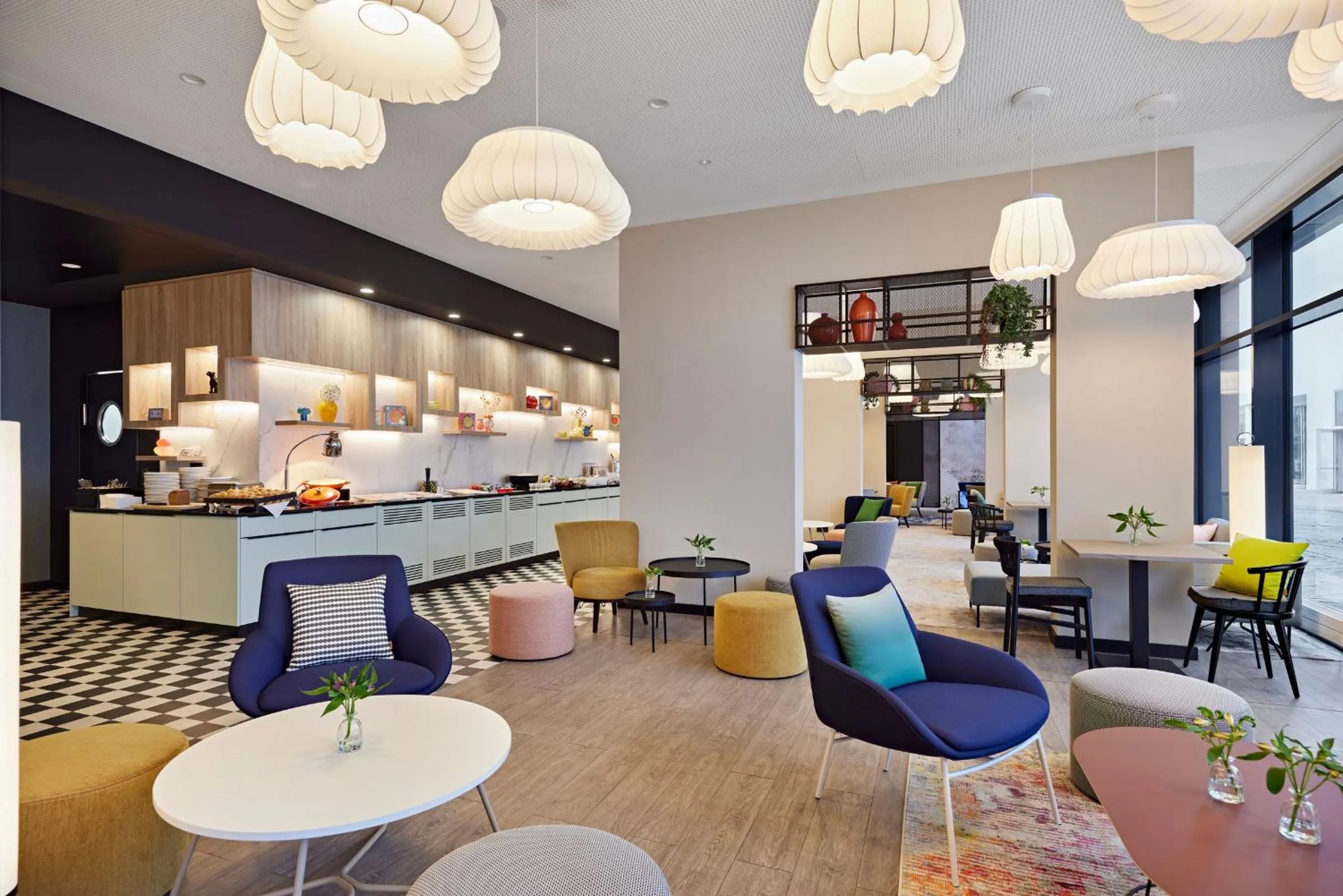 Lounge or bar in LEGERE EXPRESS Bielefeld