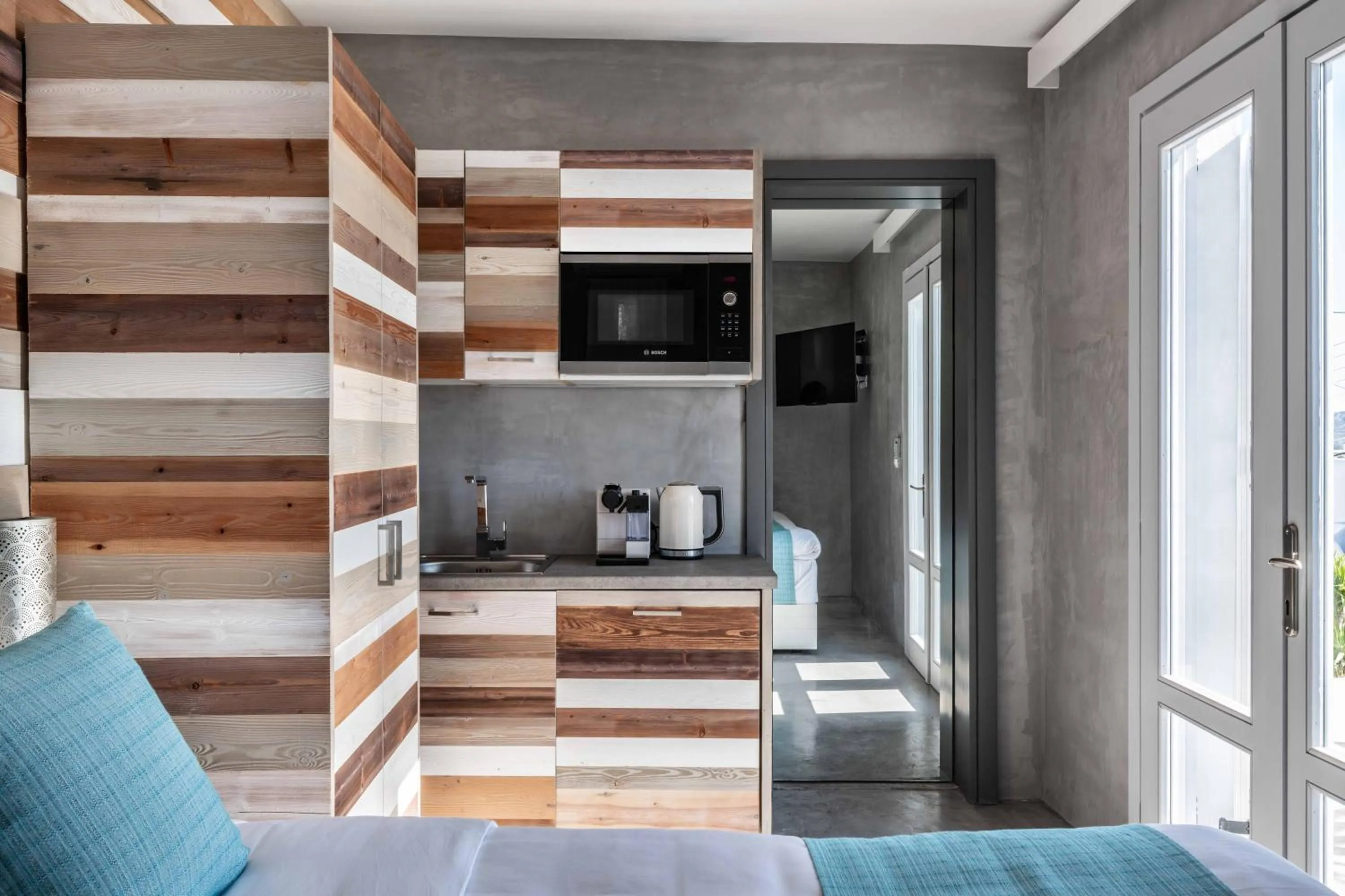 Photo of the whole room in Melangel