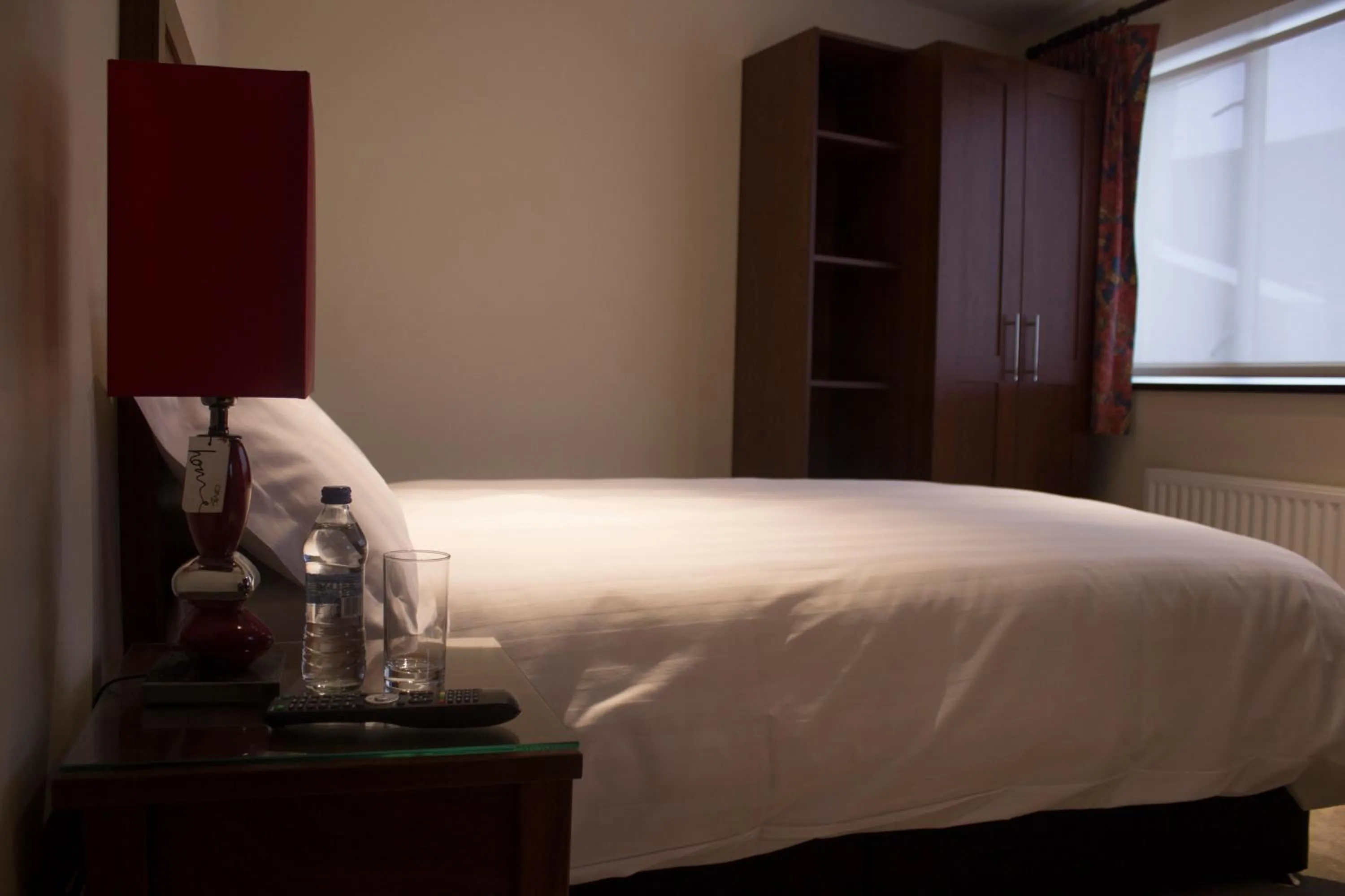 Photo of the whole room, Bed in Beaumont House