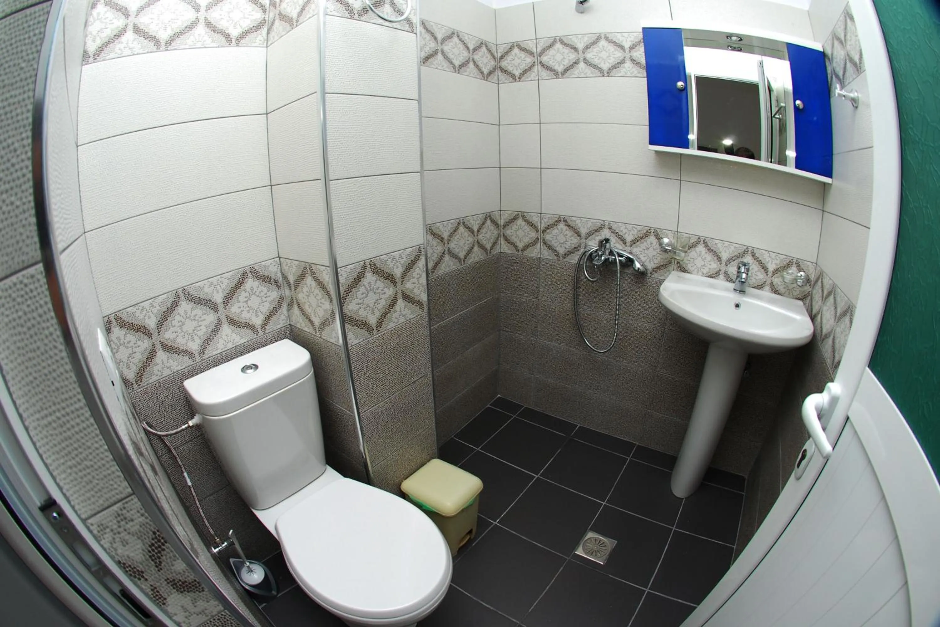 Bathroom in Vila Renato Ksamil